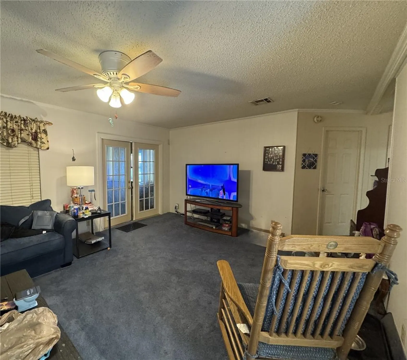 Property Slideshow image 10 of 42 | 4805 colonnades cir, Lakeland, FL, 33811