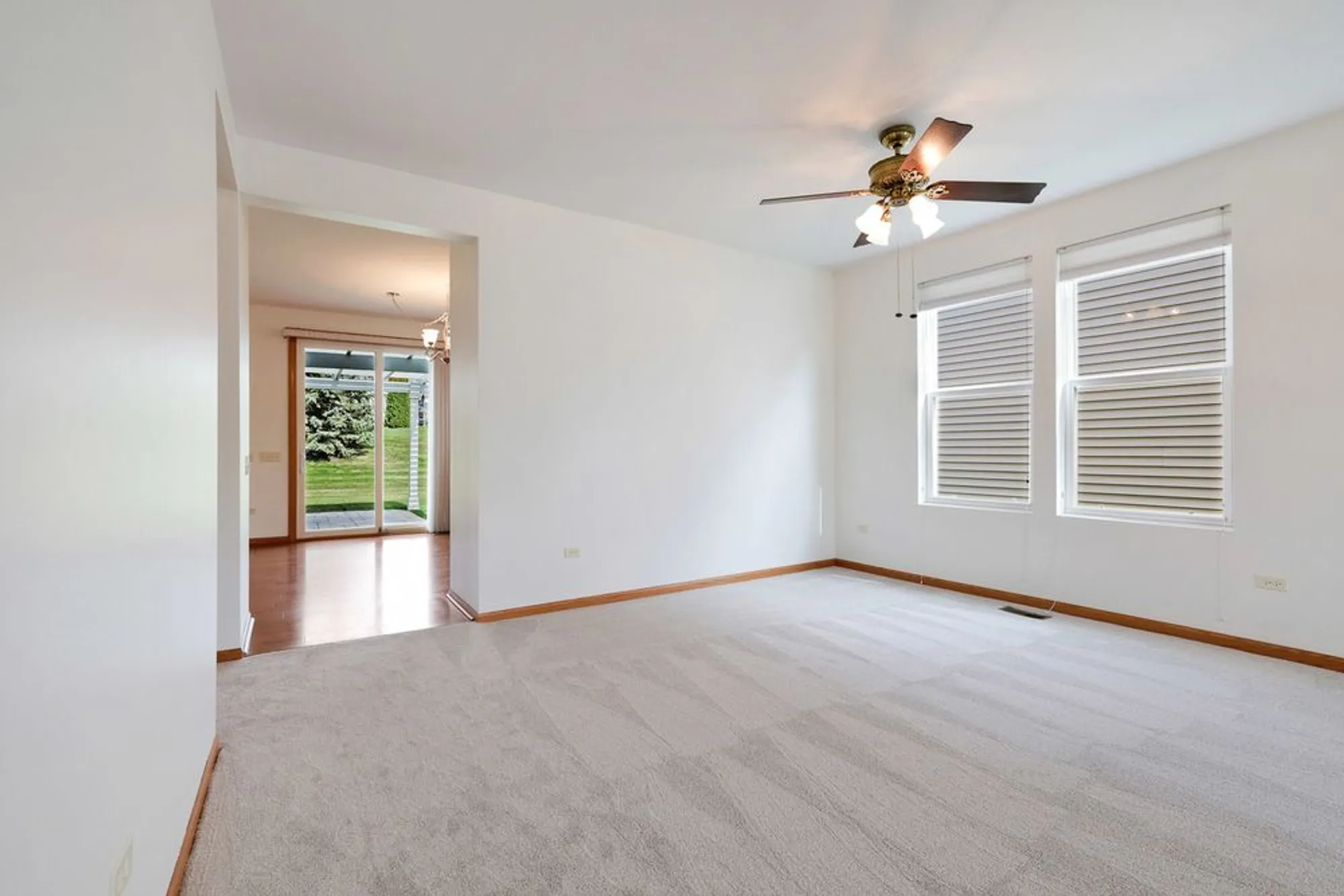 Property Slideshow image 8 of 43 | 12250 songbird ln, Huntley, IL, 60142