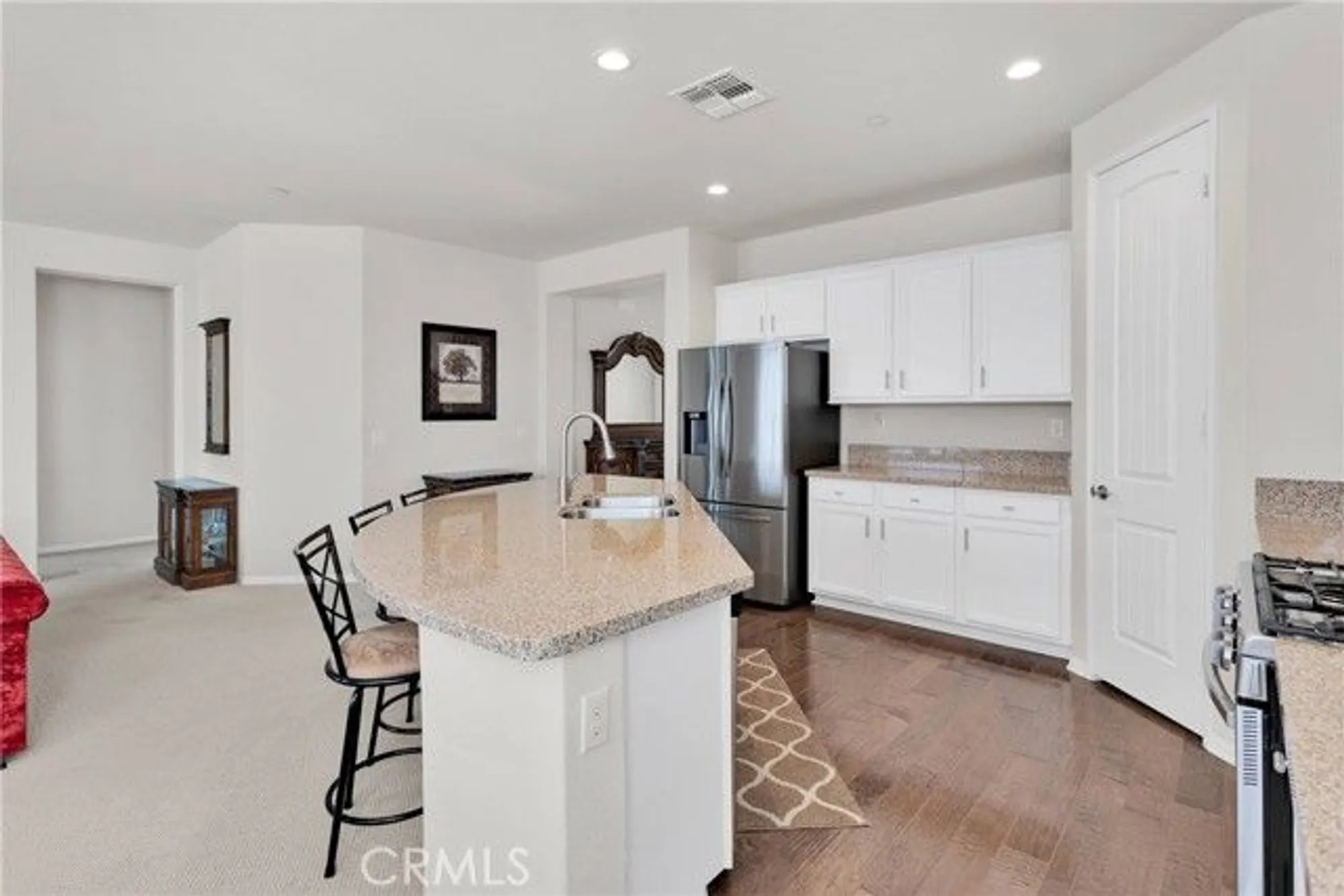 Property Slideshow image 14 of 46 | 18935 lariat st, Apple Valley, CA, 92308
