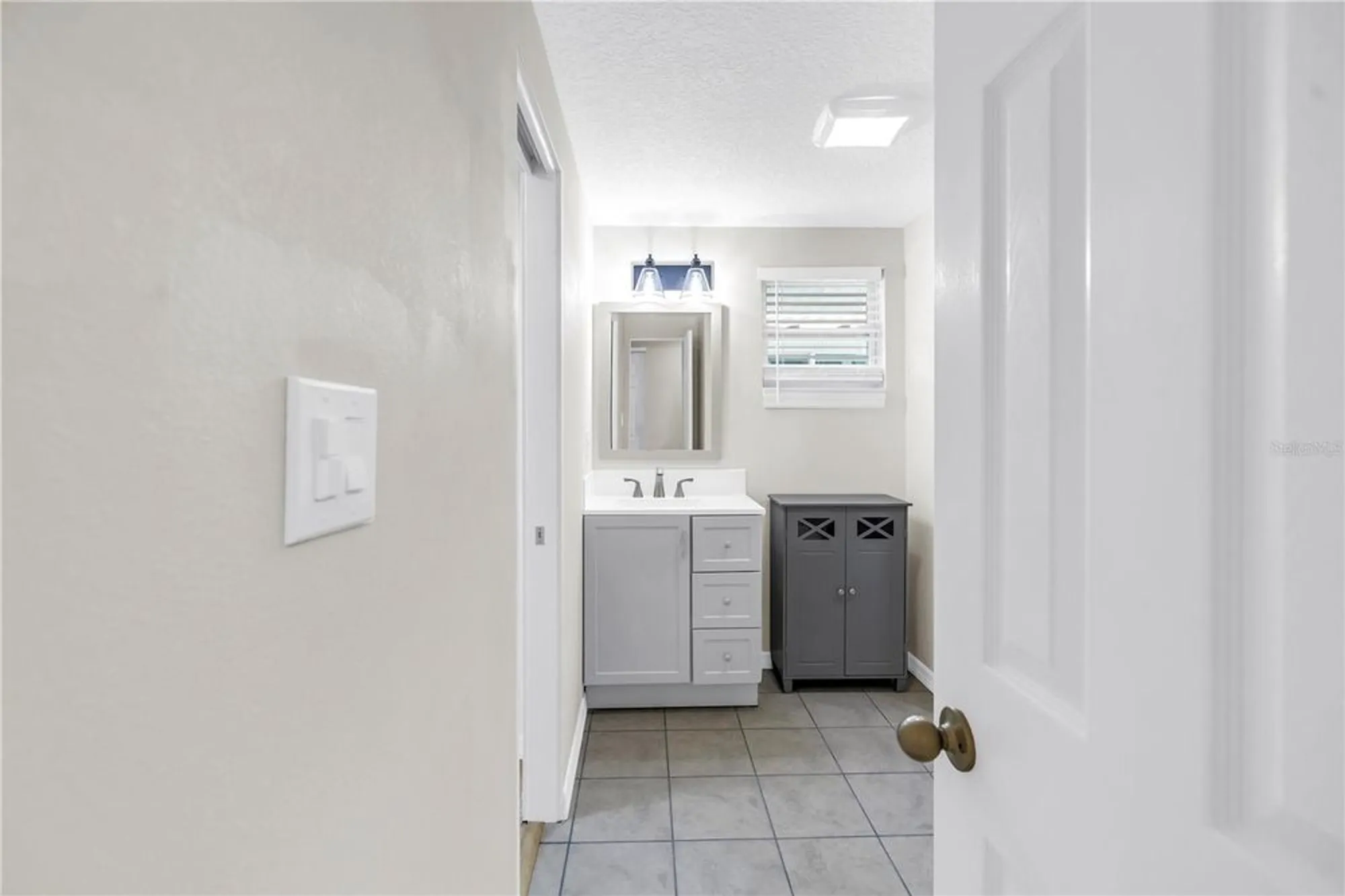 Property Slideshow image 20 of 28 | 728 caribbean cir 25, Venice, FL, 34293