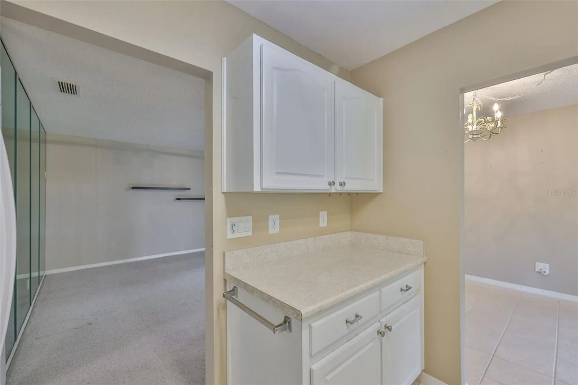 Property Slideshow image 13 of 36 | 2206 horsham pl, Sun City Center, FL, 33573