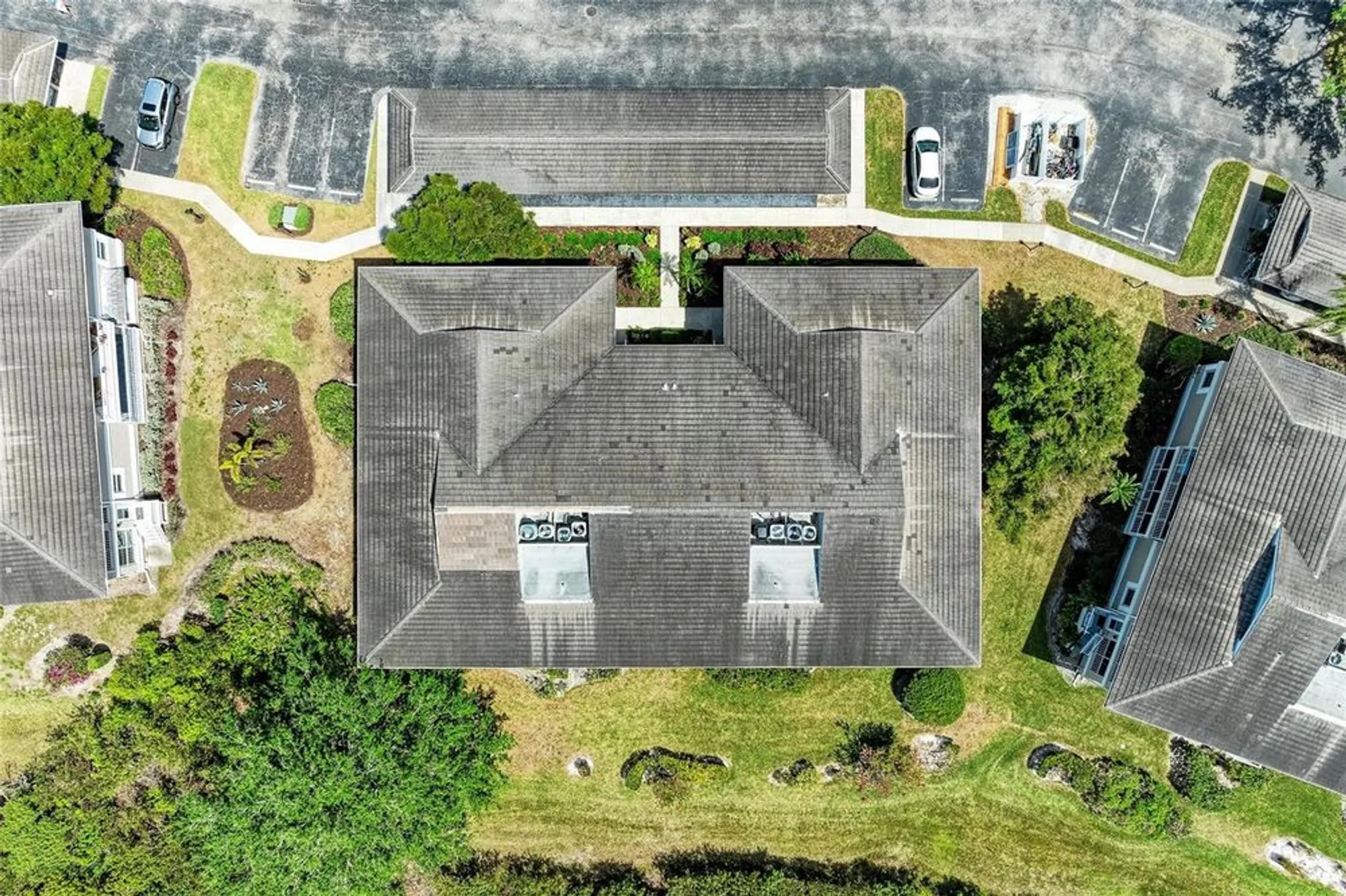 Property Slideshow image 44 of 66 | 628 estuary dr, Bradenton, FL, 34209