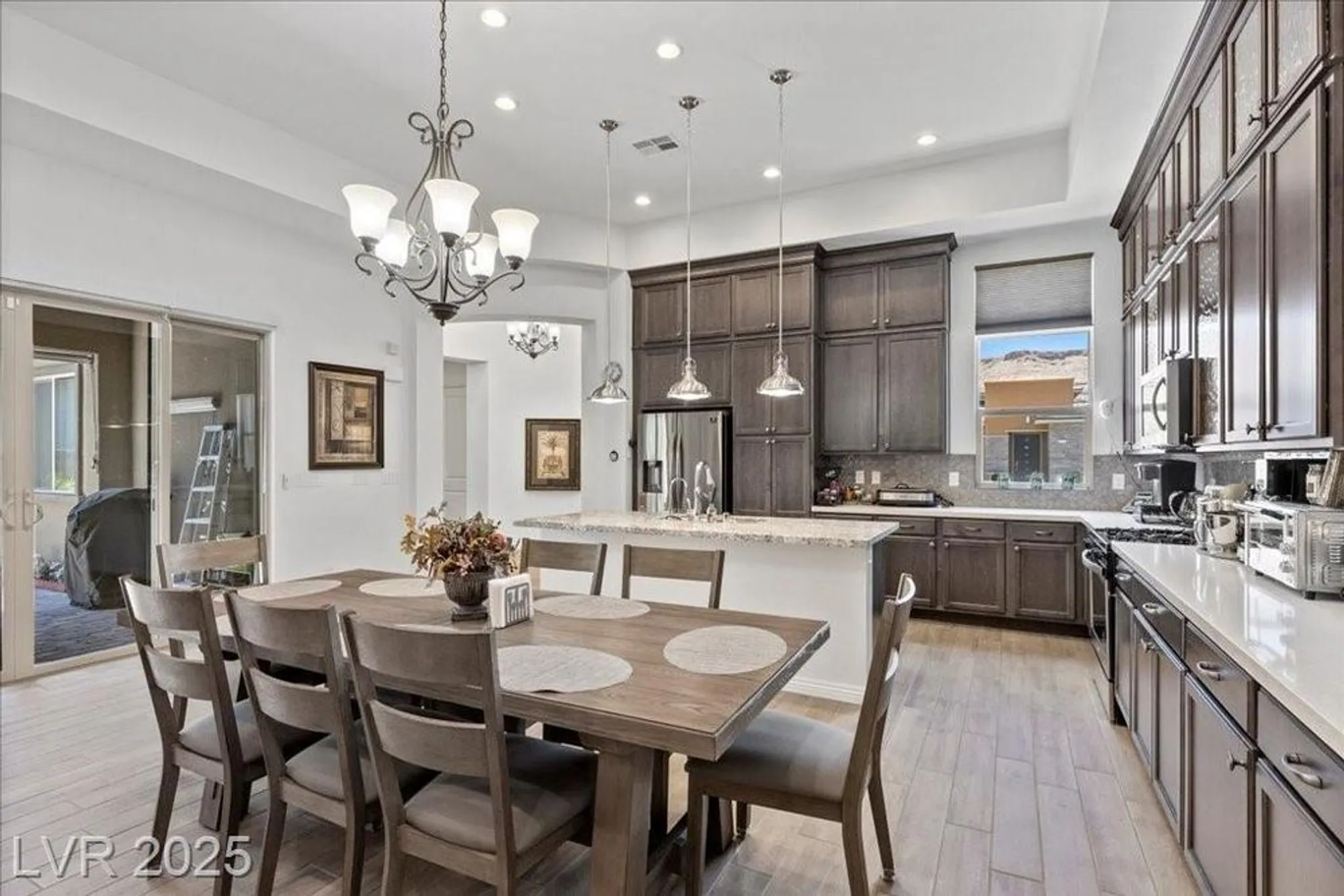 Property Slideshow image 27 of 77 | 6722 desert crimson st, Las Vegas, NV, 89148