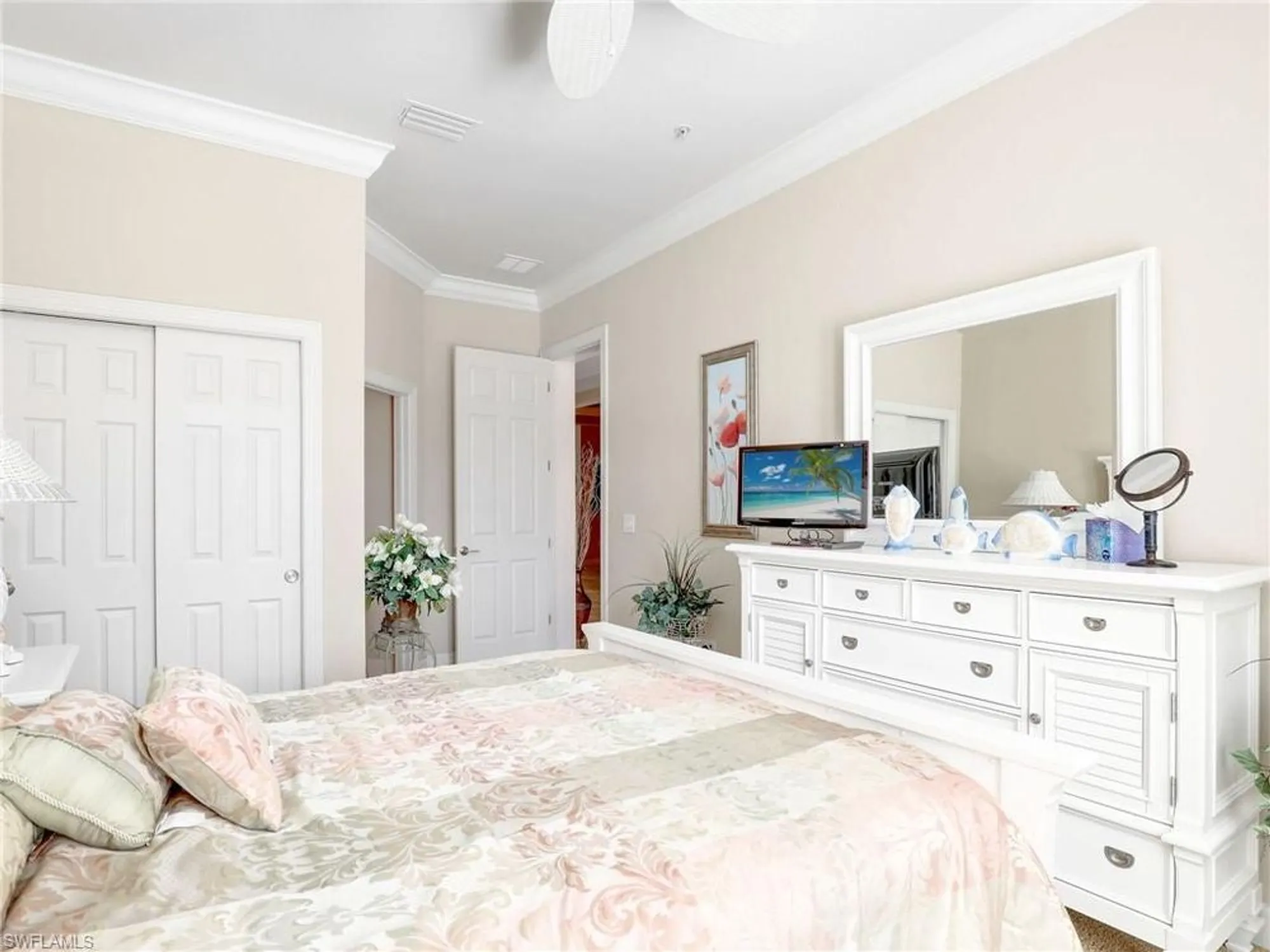 Property Slideshow image 24 of 43 | 10370 glastonbury cir 202, Fort Myers, FL, 33913