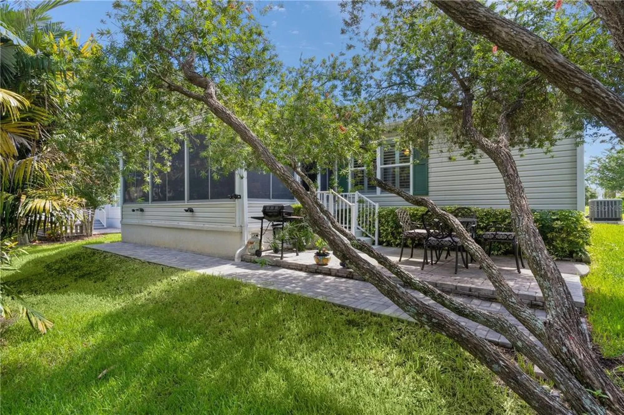 Property Slideshow image 35 of 39 | 17718 se 81st wynstone ave, The Villages, FL, 32162