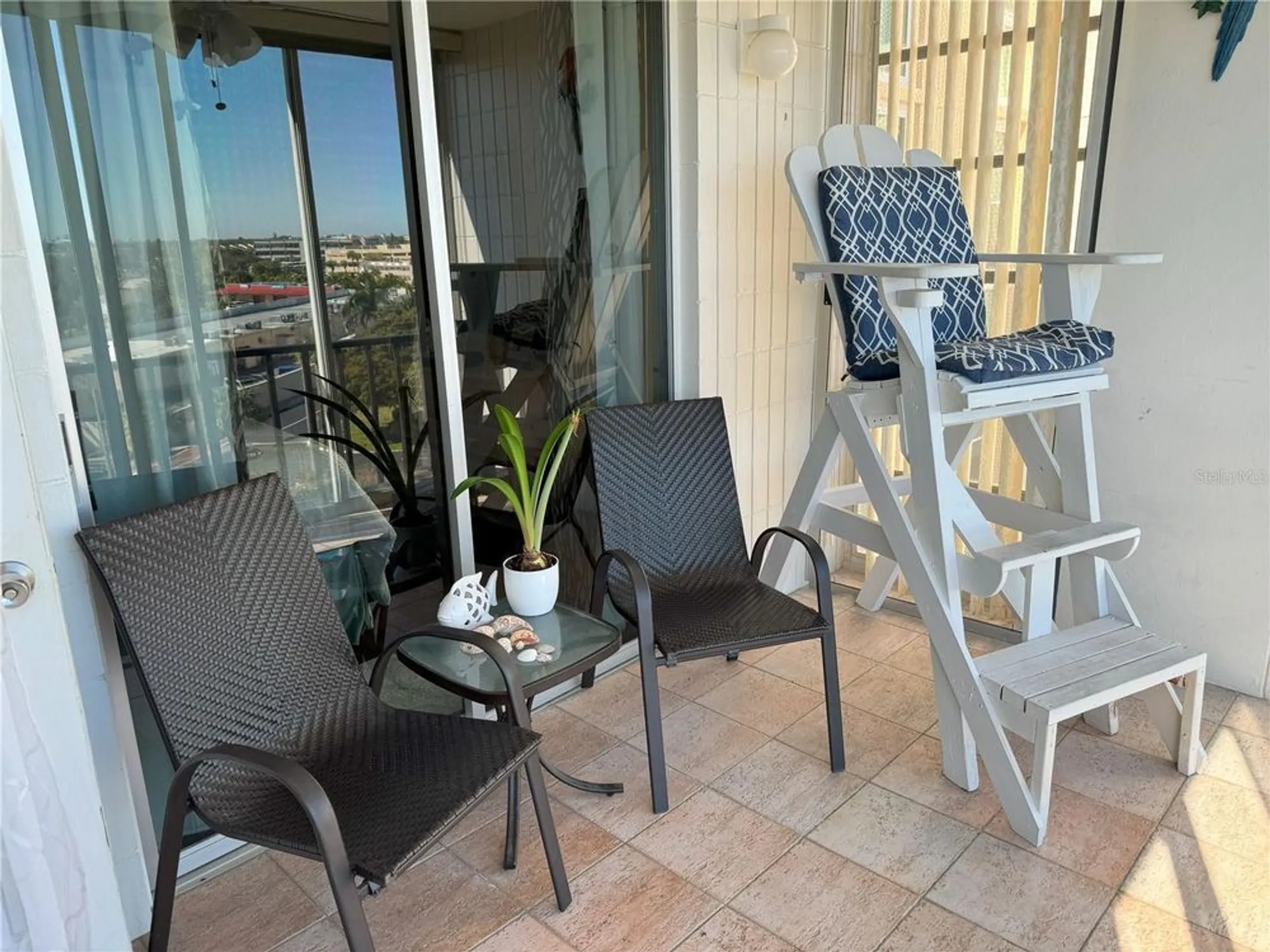 Property Slideshow image 9 of 22 | 7400 sun island dr 603, South Pasadena, FL, 33707