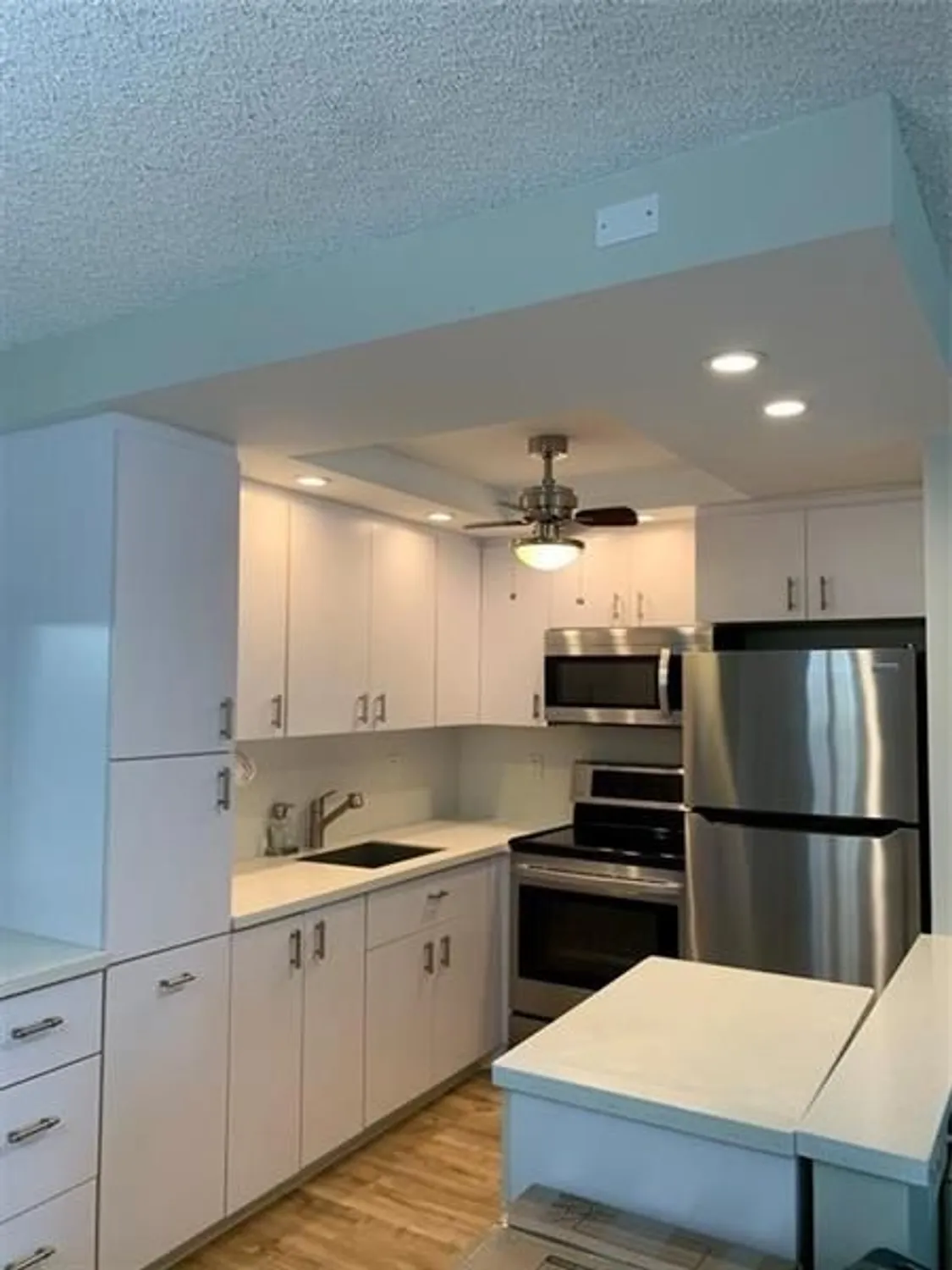 Property Slideshow image 7 of 76 | 2005 berkshire a # 2005, Deerfield Beach, FL, 33442