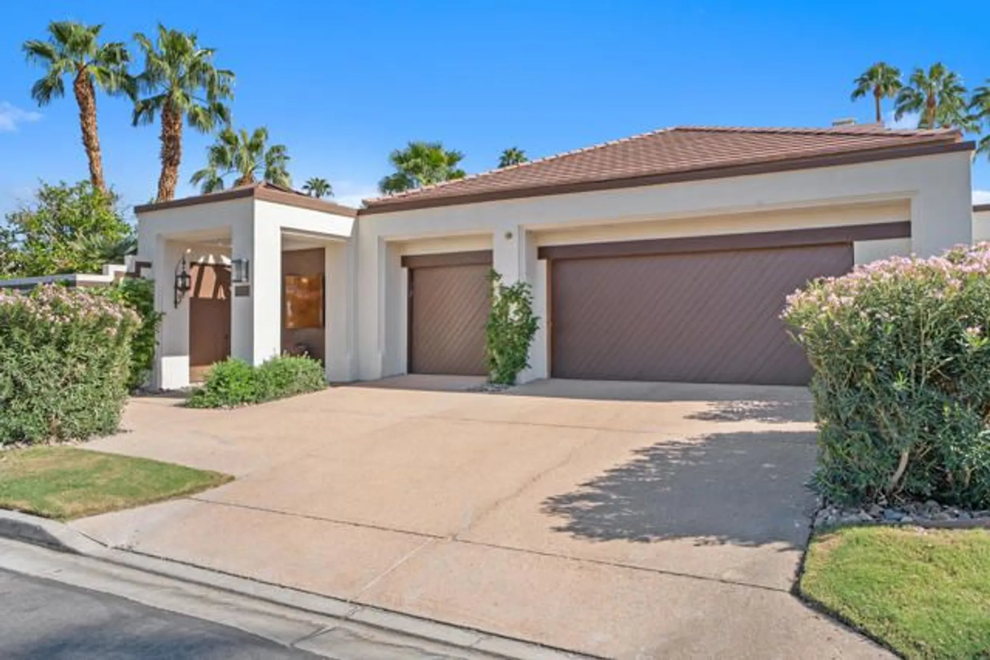 Property Slideshow image 9 of 38 | 79713 arnold palmer, La Quinta, CA, 92253