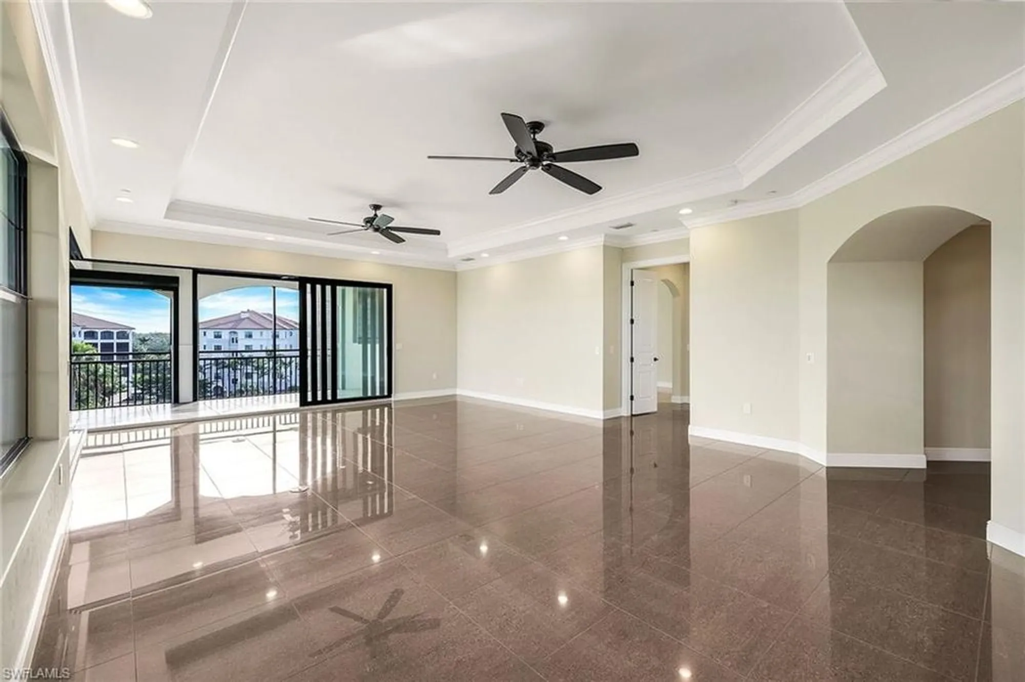 Property Slideshow image 5 of 49 | 4780 via del corso ln 402, Bonita Springs, FL, 34134