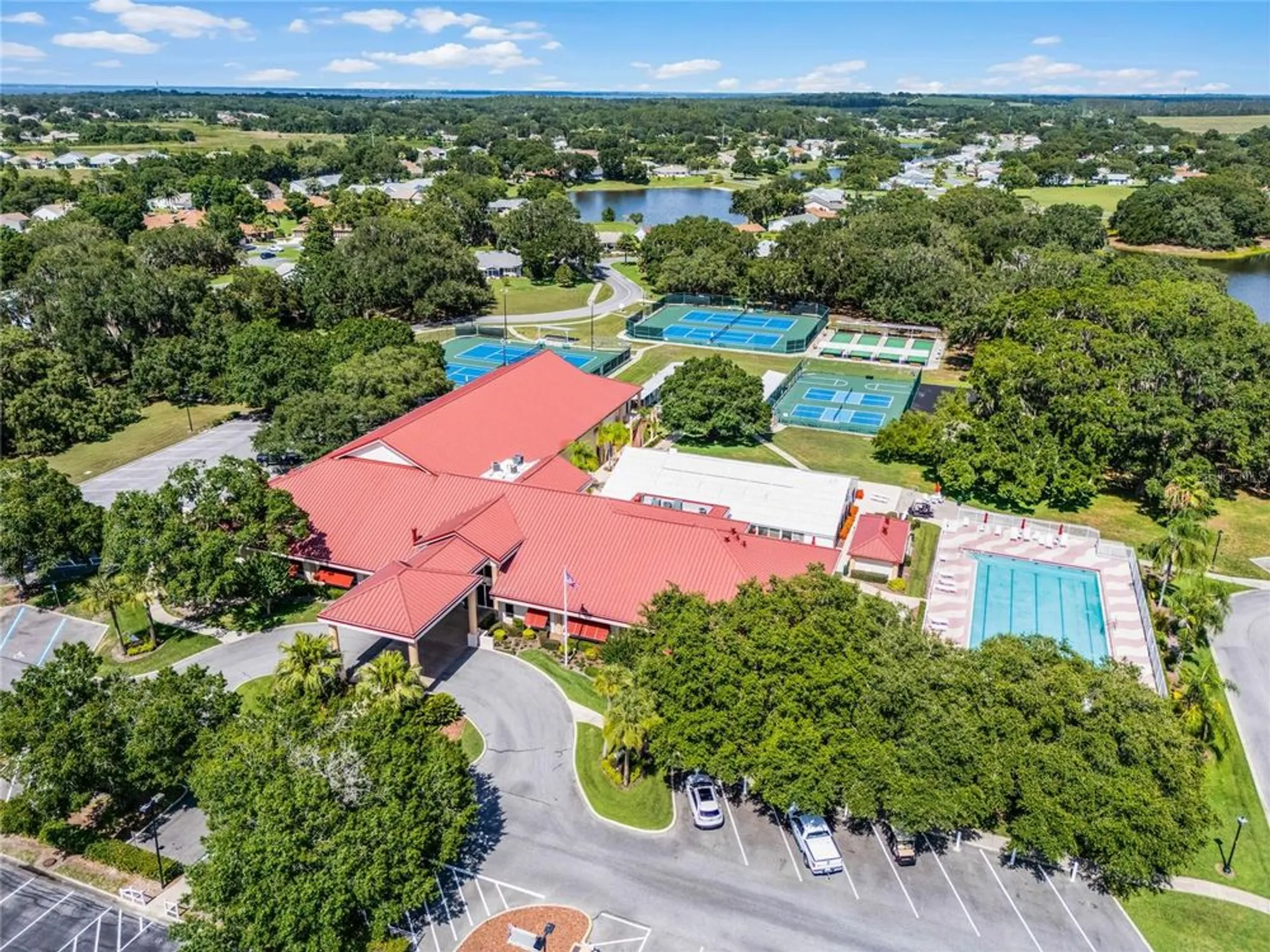 Property Slideshow image 40 of 81 | 26104 newcombe cir, Leesburg, FL, 34748