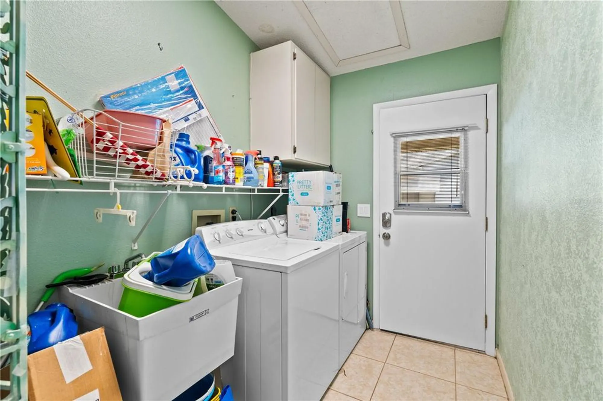 Property Slideshow image 20 of 25 | 1967 long boat dr, Lakeland, FL, 33810