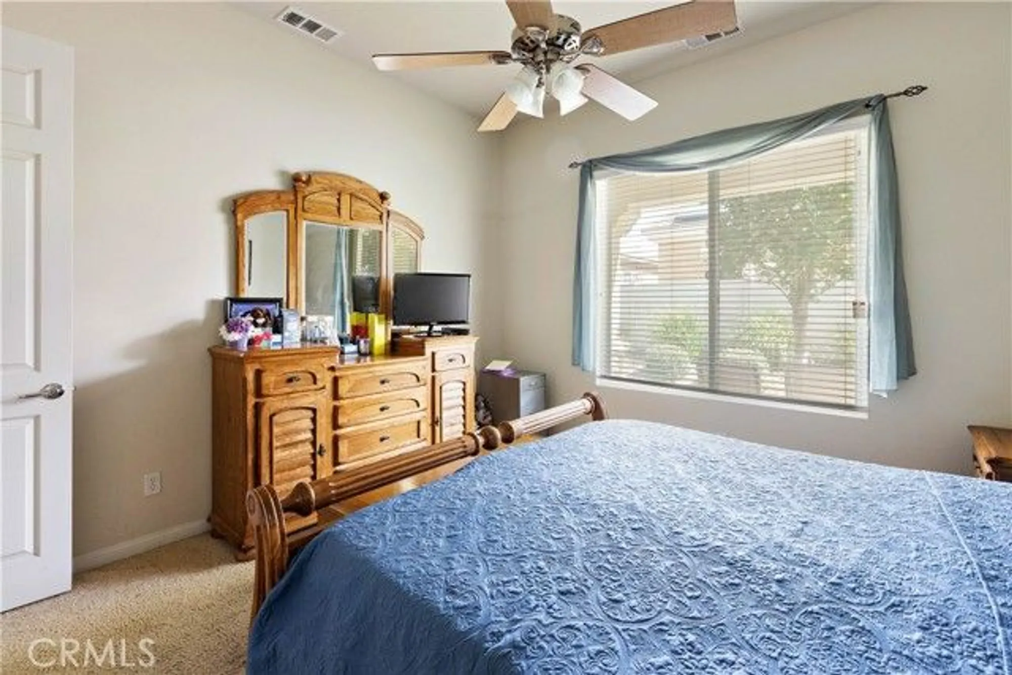 Property Slideshow image 25 of 37 | 10041 wilmington ln, Apple Valley, CA, 92308