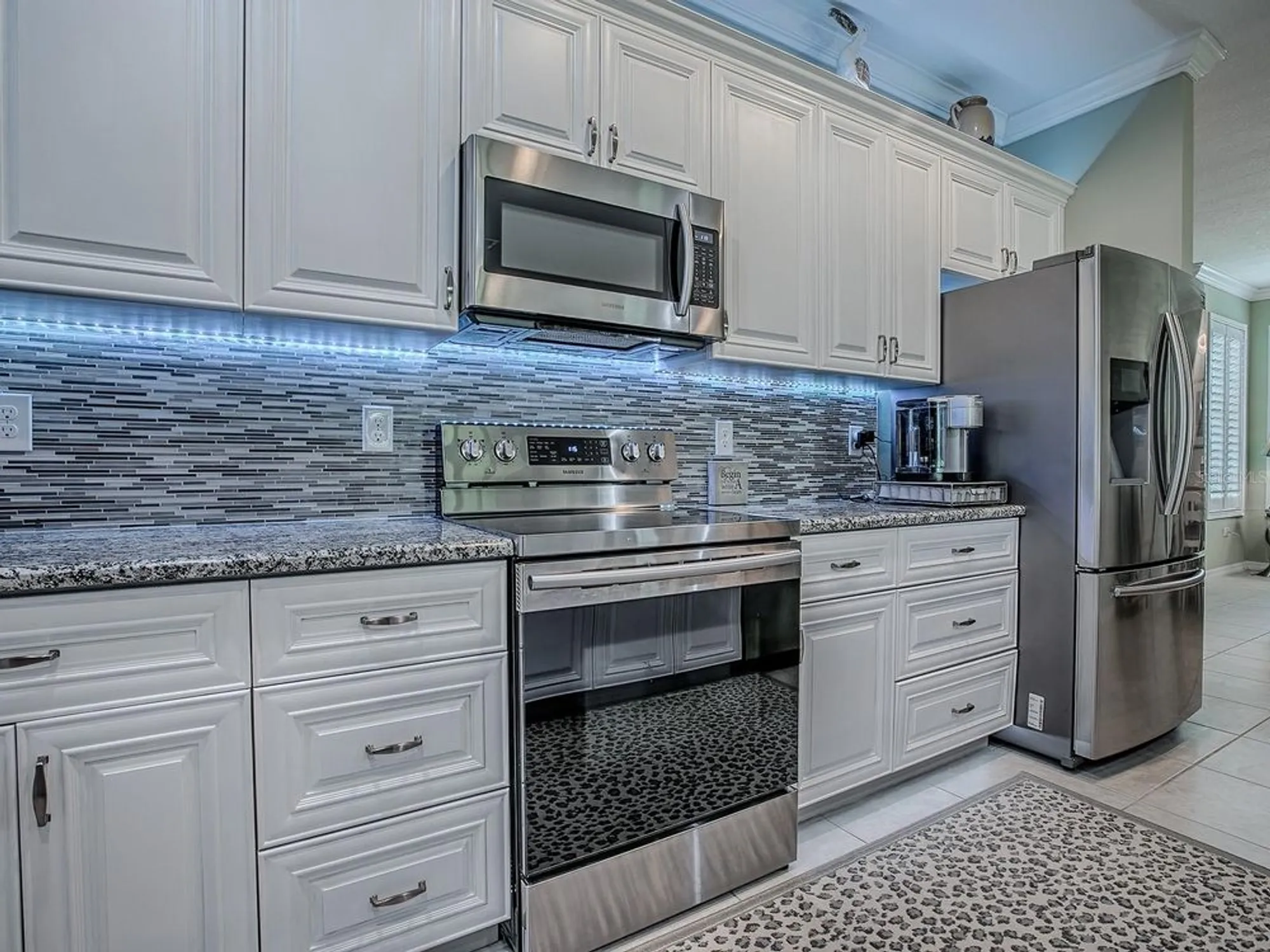 Property Slideshow image 6 of 37 | 26939 white plains way, Leesburg, FL, 34748