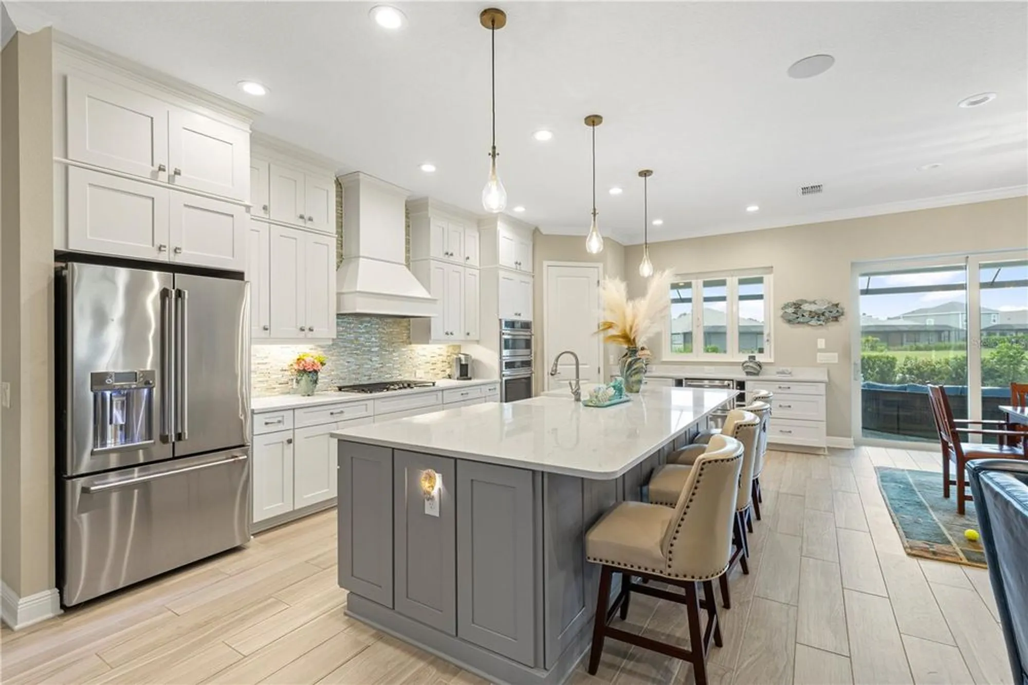 Property Slideshow image 10 of 37 | 21244 holmes cir, Venice, FL, 34293