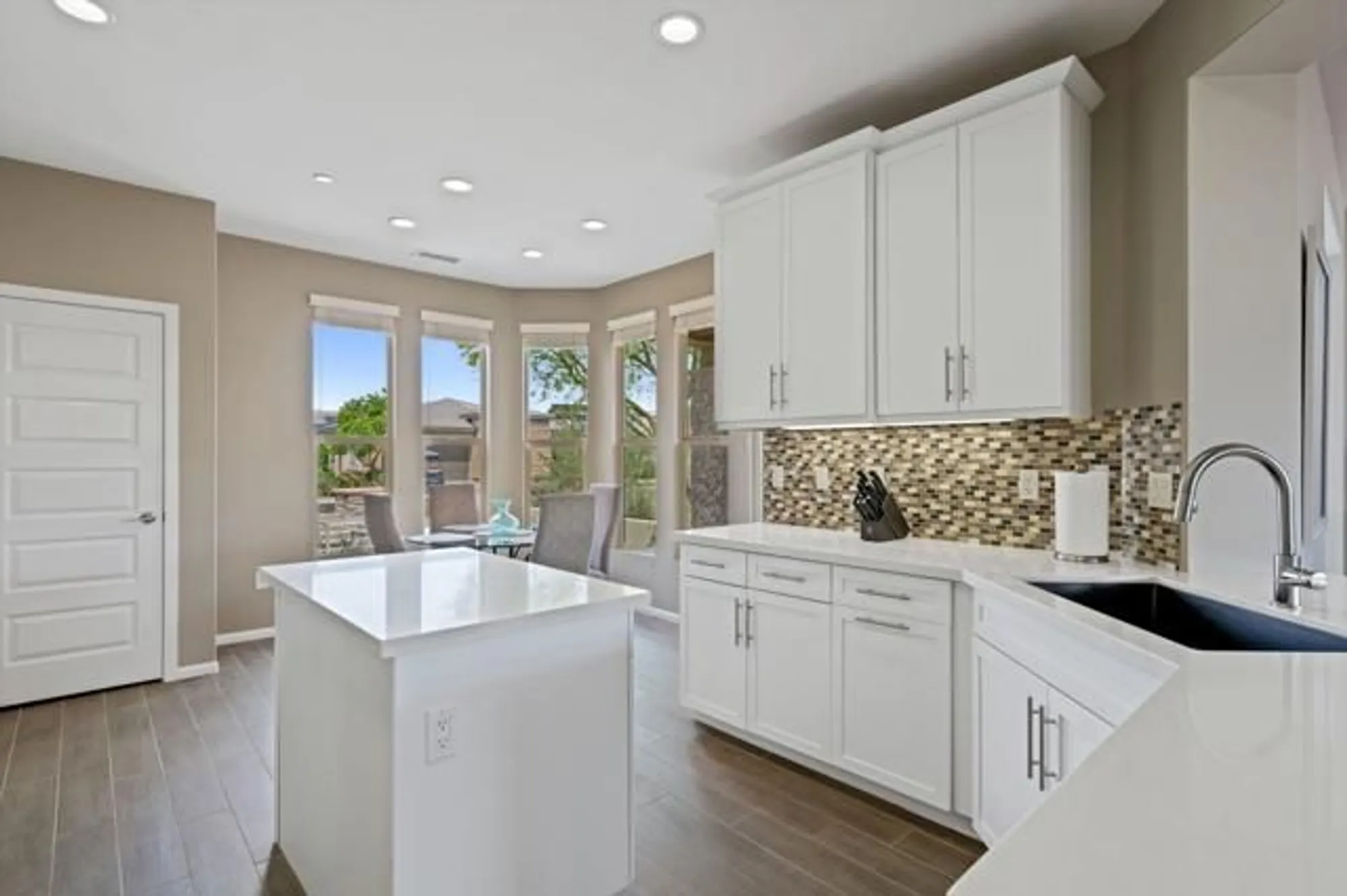 Property Slideshow image 13 of 68 | 51216 longmeadow st, Indio, CA, 92201