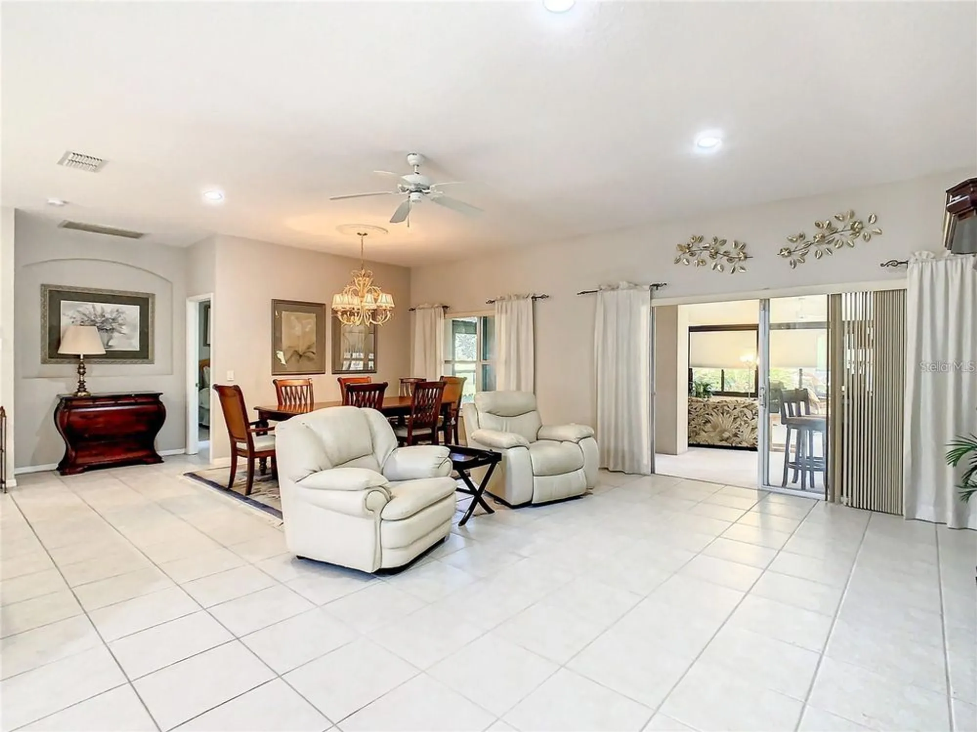 Property Slideshow image 18 of 86 | 417 lake butler dr, Kissimmee, FL, 34759
