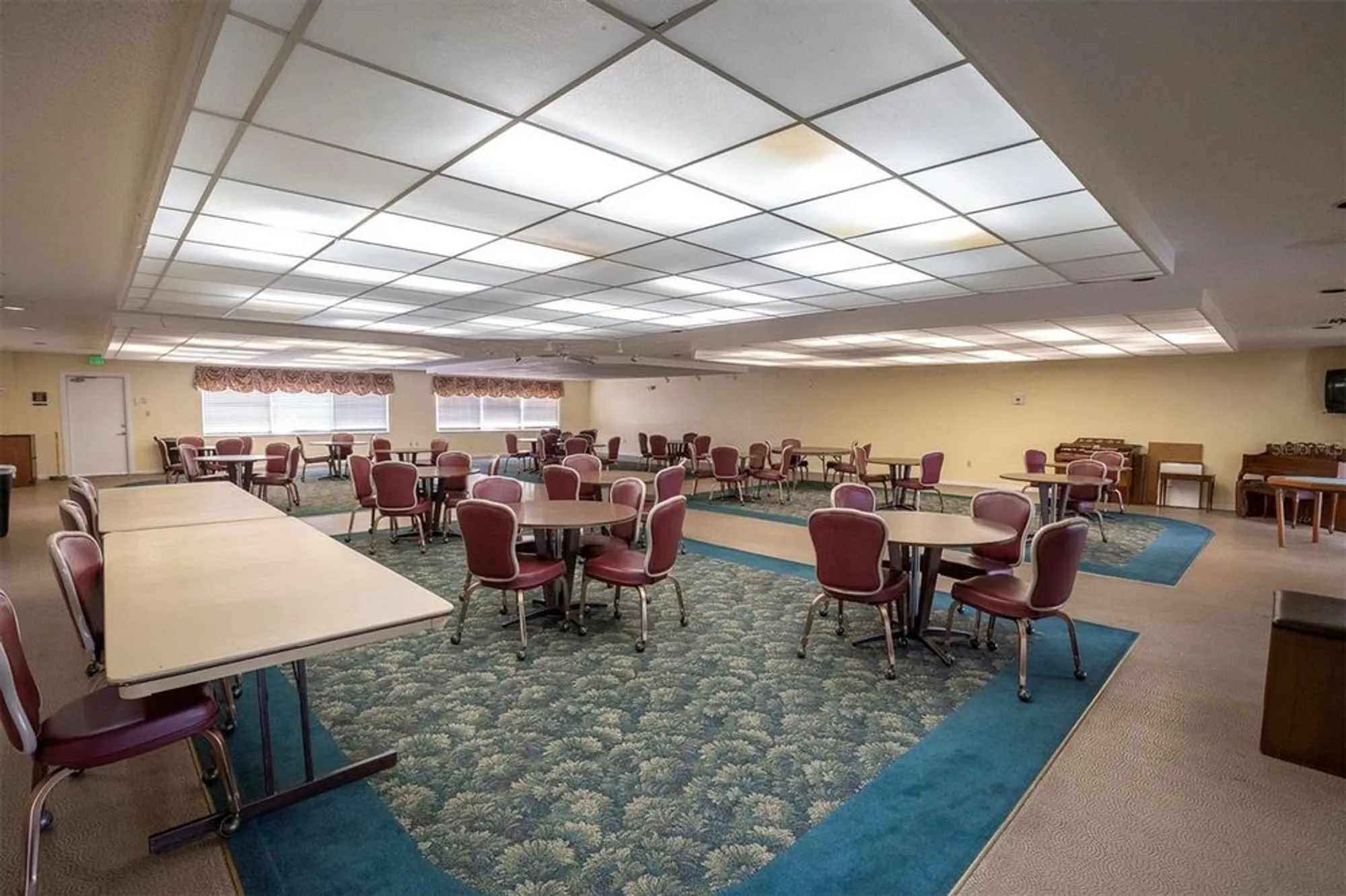 Property Slideshow image 42 of 48 | 8198 terrace garden dr n unit 511, Saint Petersburg, FL, 33709