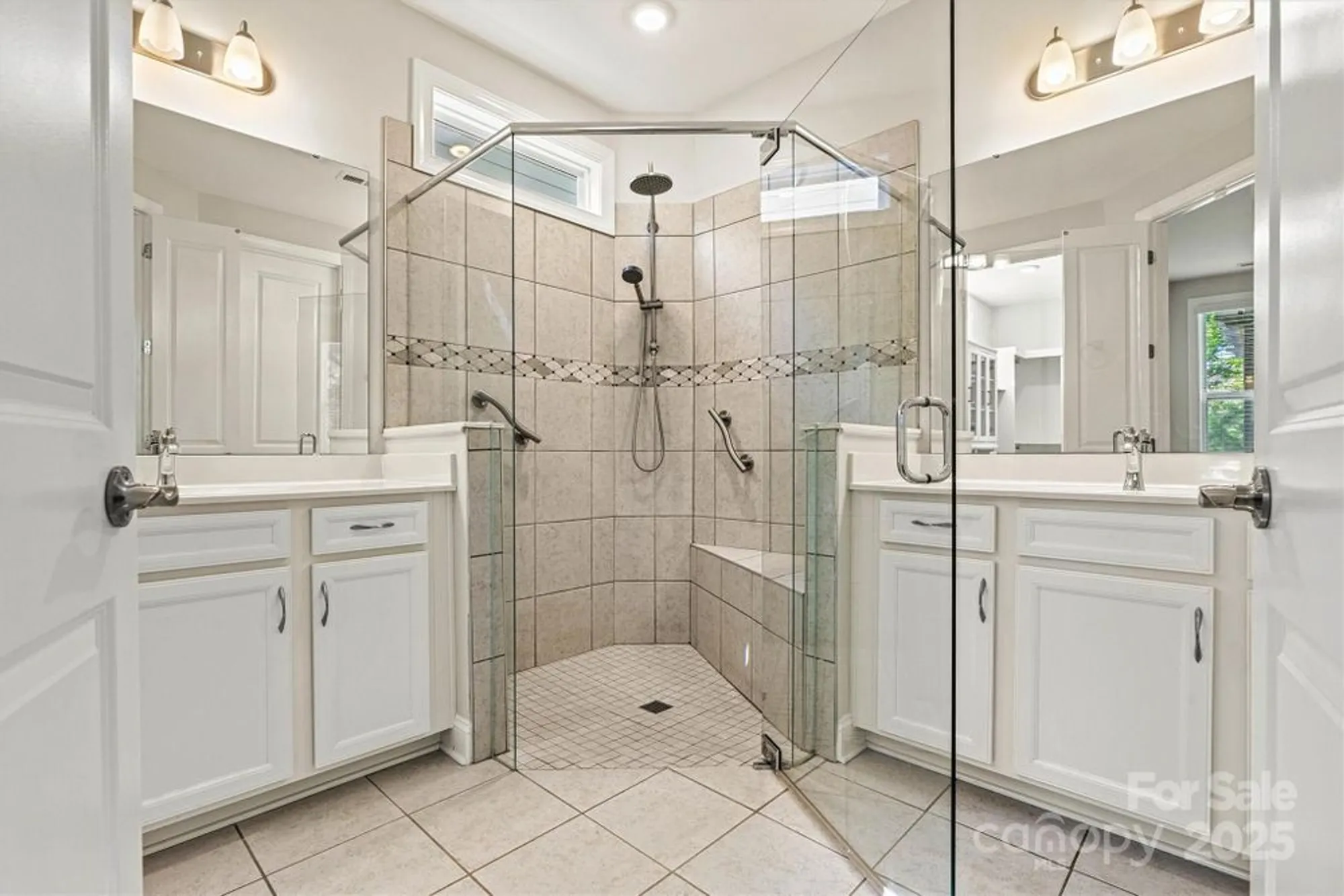 Property Slideshow image 24 of 47 | 7315 surprise ct, Charlotte, NC, 28215