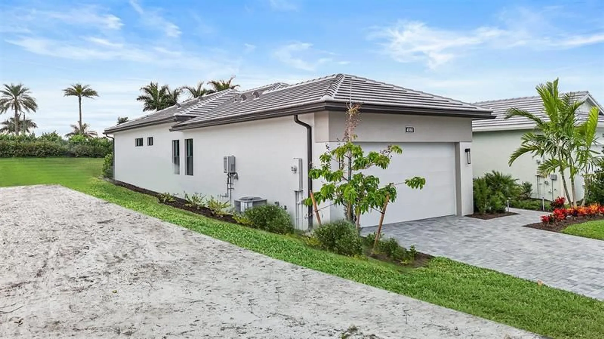 Property Slideshow image 35 of 56 | 4980 saint armands way, Westlake, FL, 33470