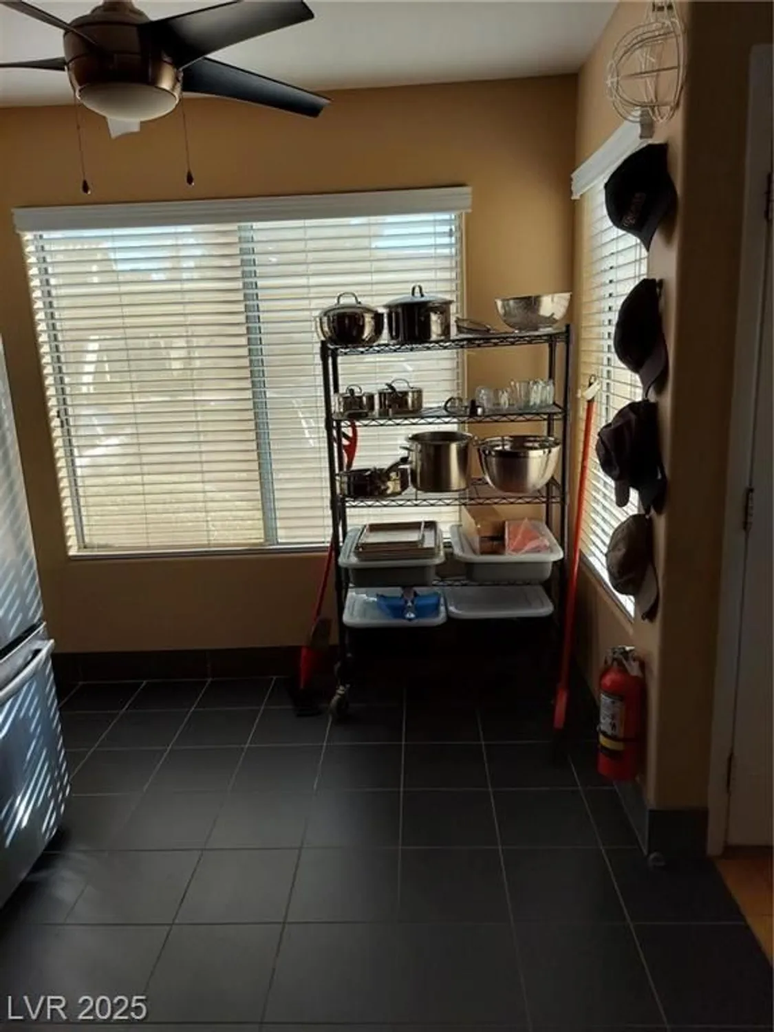 Property Slideshow image 11 of 29 | 3425 e russell rd 161, Las Vegas, NV, 89120