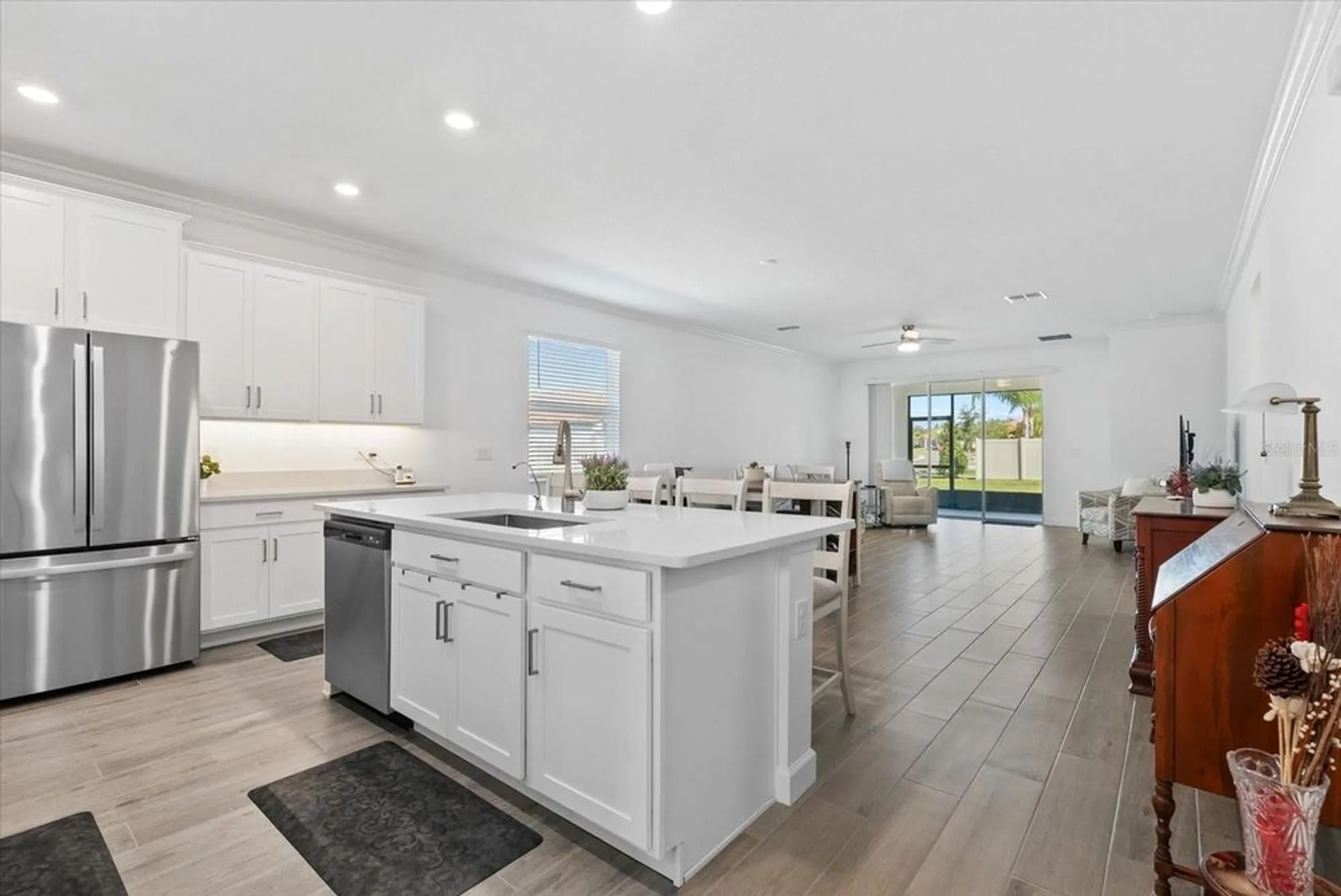 Property Slideshow image 6 of 52 | 5524 little path dr, Wimauma, FL, 33598