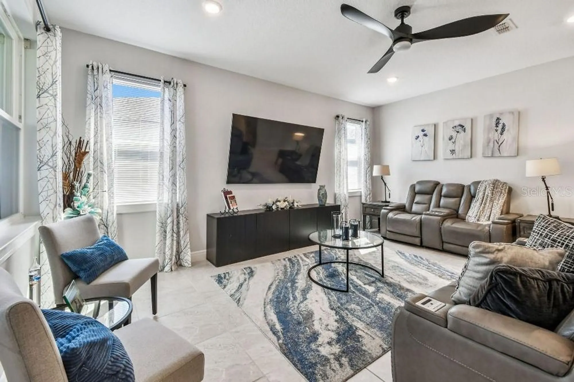 Property Slideshow image 18 of 49 | 20057 sea glass cir, Land O Lakes, FL, 34638