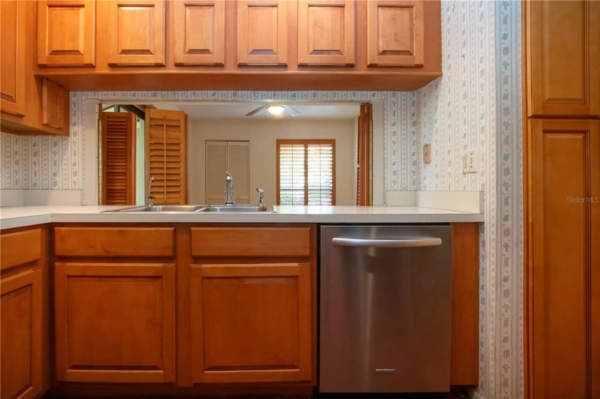 Property Slideshow image 23 of 48 | 4812 kestral park cir 20, Sarasota, FL, 34231