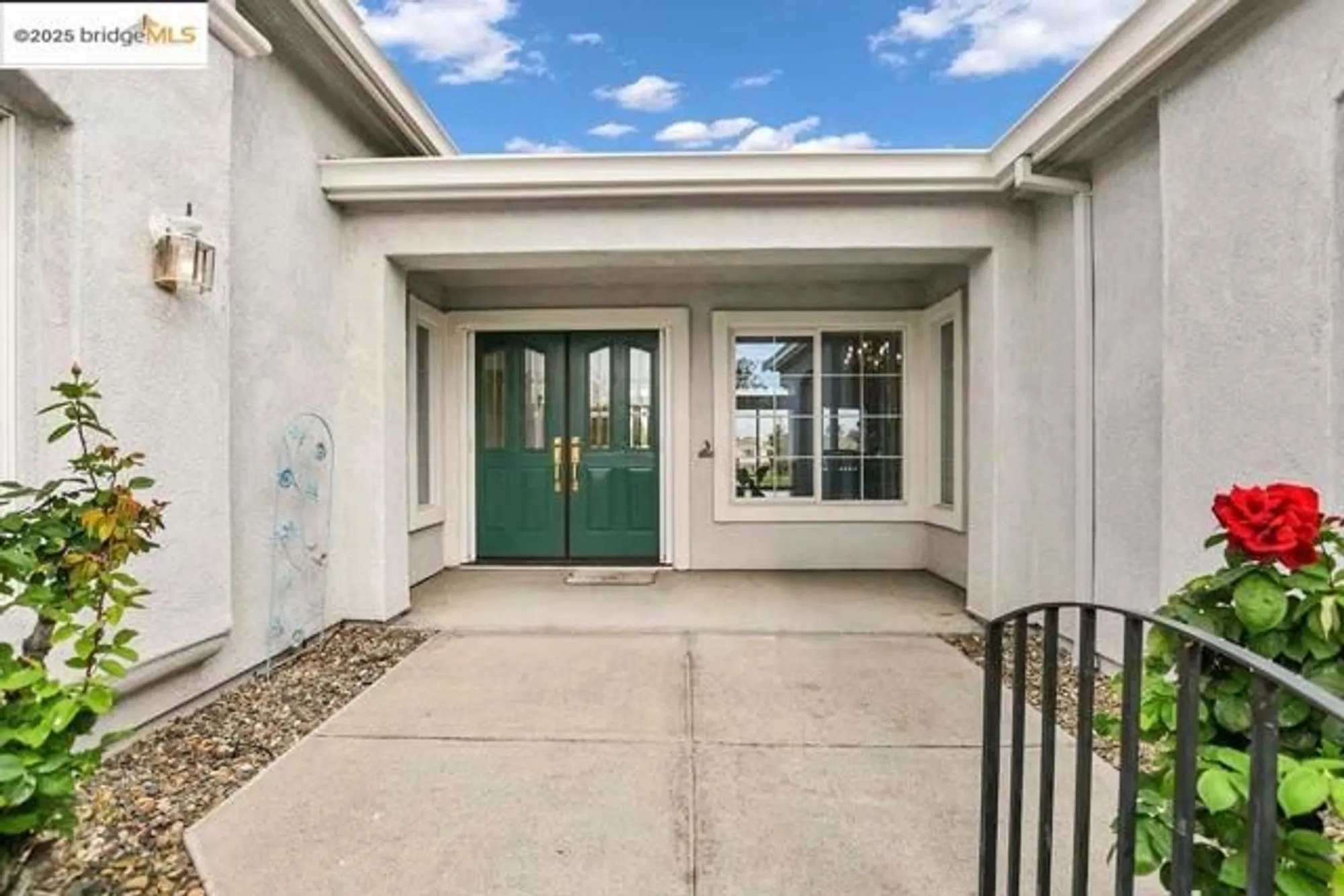 Property Slideshow image 4 of 48 | 610 central park pl, Brentwood, CA, 94513