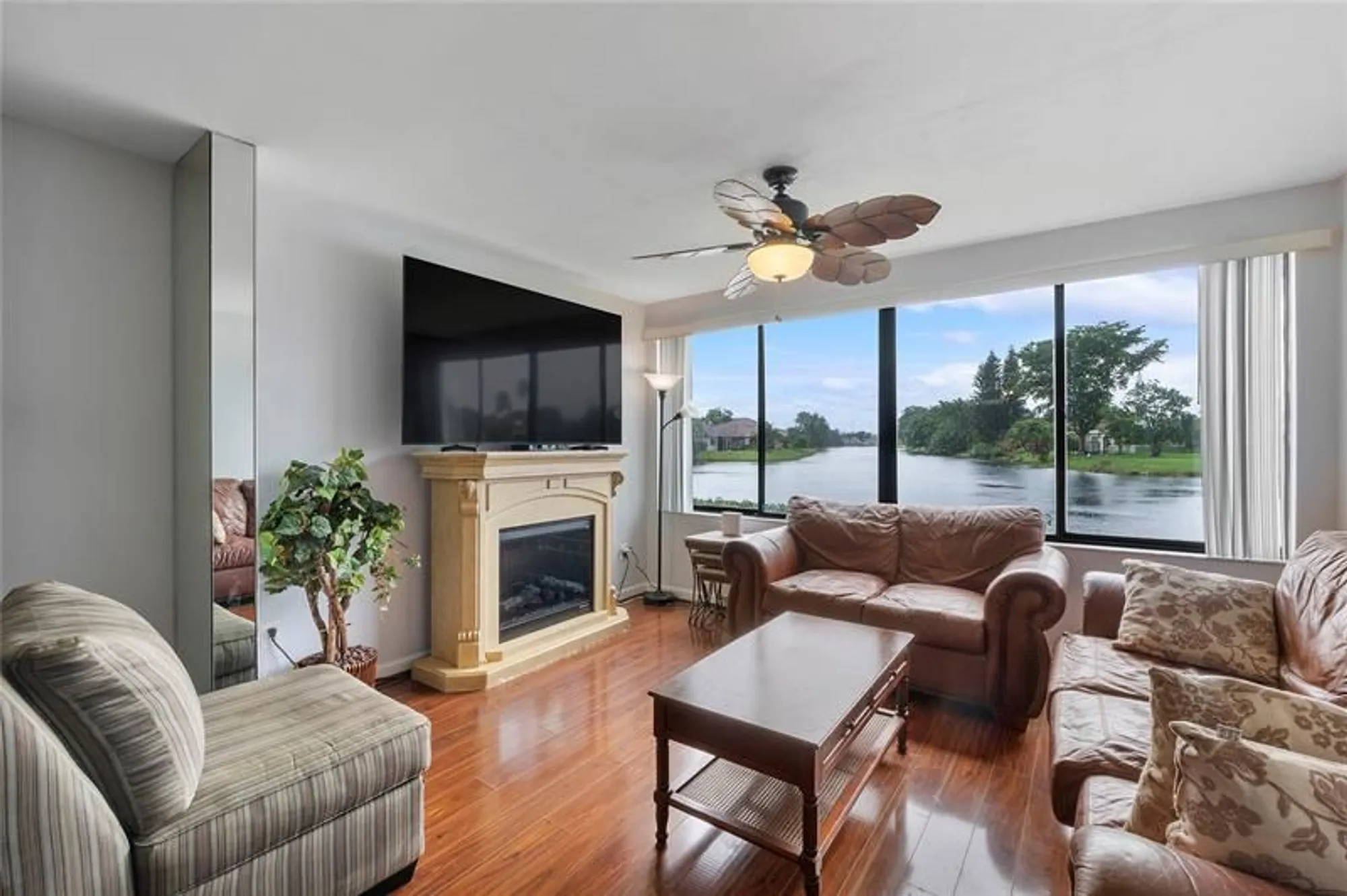 Property Slideshow image 3 of 21 | 9635 n belfort cir 109, Tamarac, FL, 33321