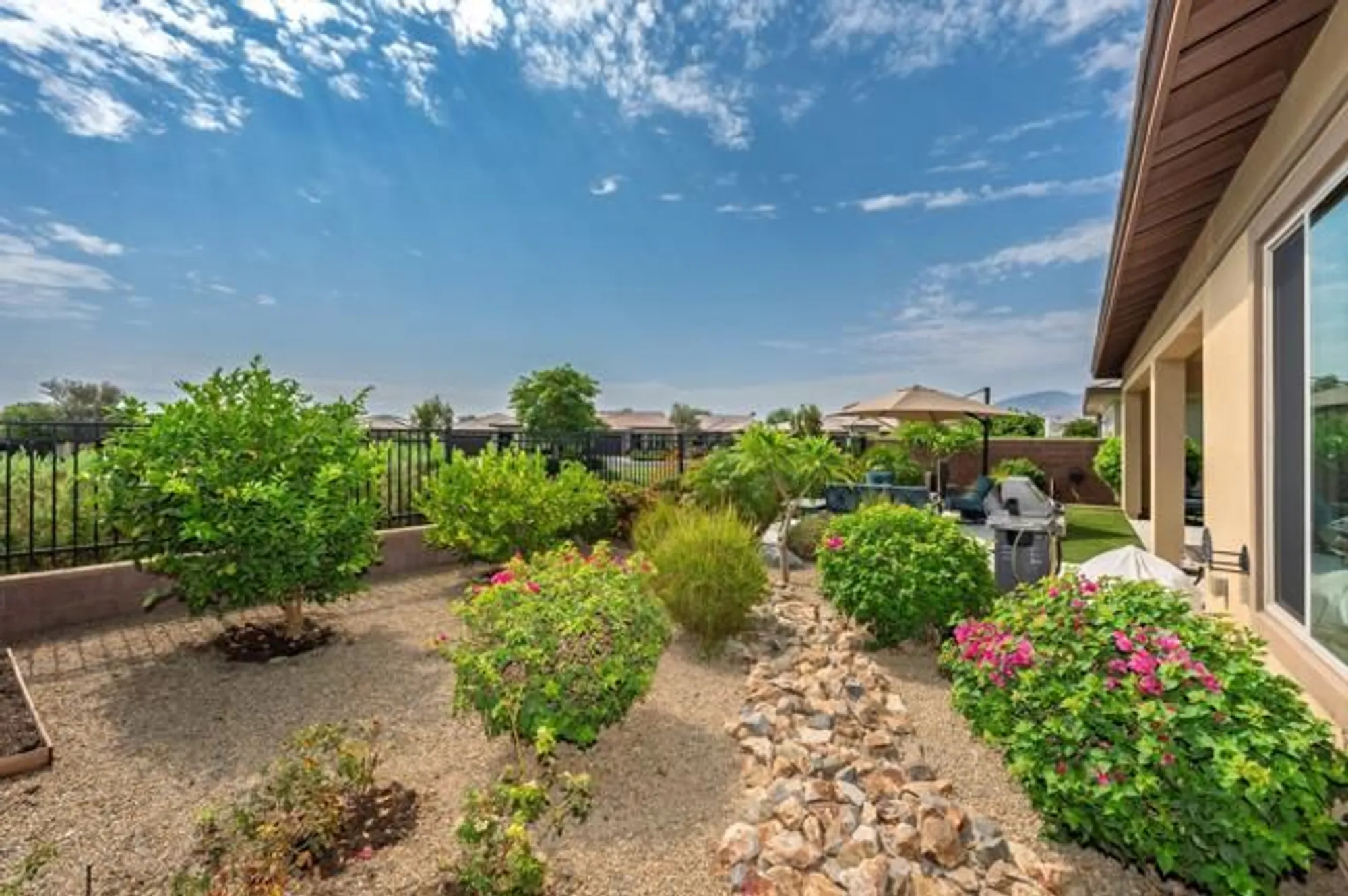 Property Slideshow image 11 of 61 | 51482 longmeadow st, Indio, CA, 92201