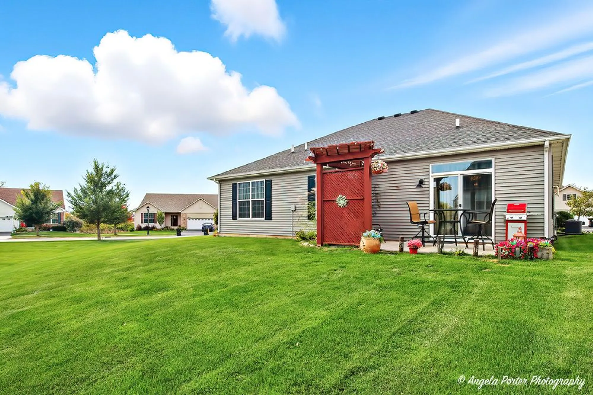 Property Slideshow image 28 of 30 | 1817 alta dr, Volo, IL, 60020