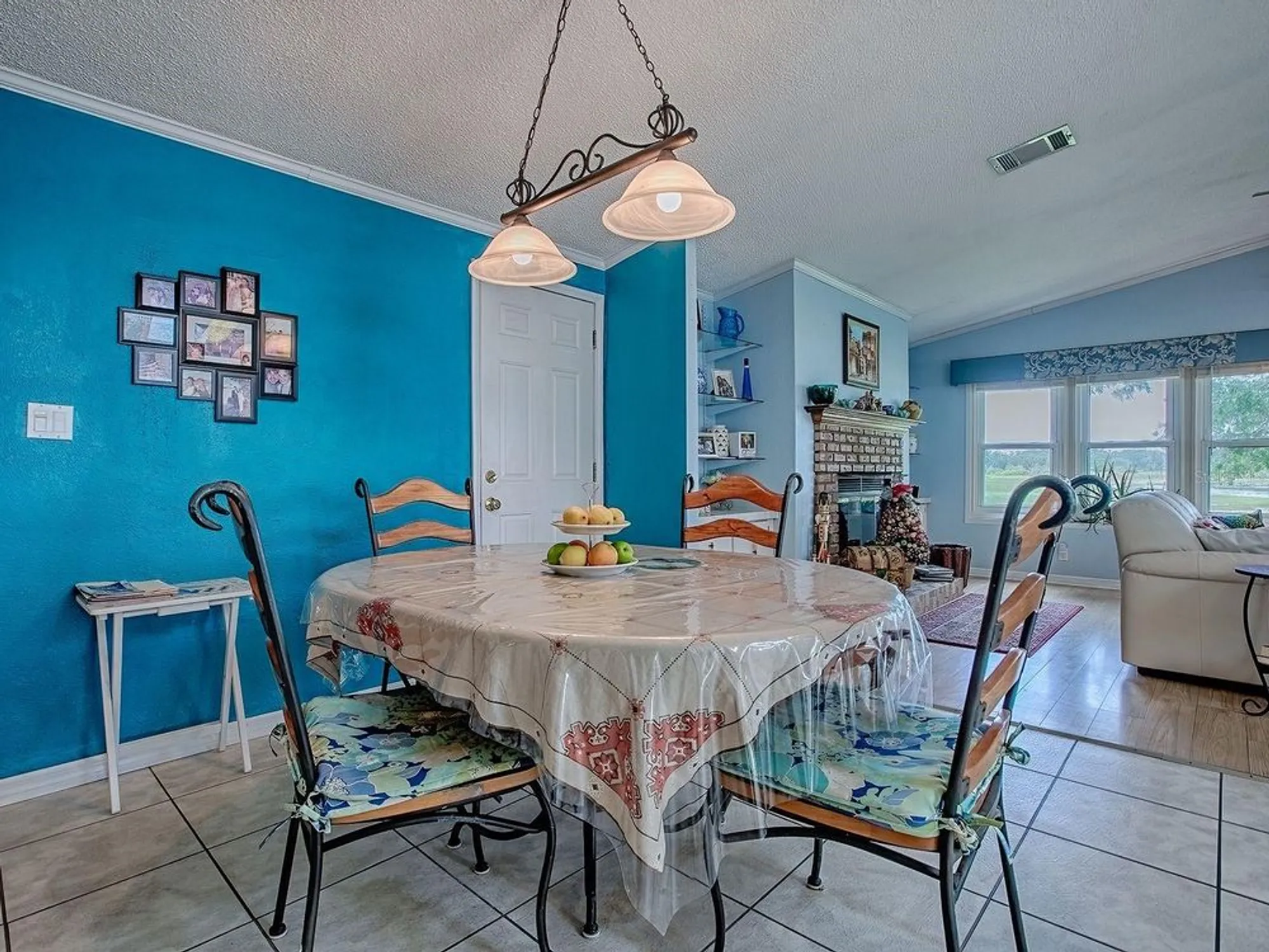 Property Slideshow image 10 of 45 | 25007 bellevue, Leesburg, FL, 34748
