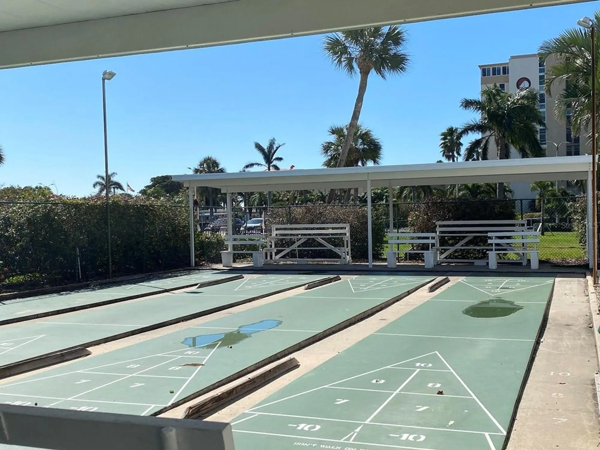 Property Slideshow image 55 of 57 | 7665 sun island dr 206, South Pasadena, FL, 33707