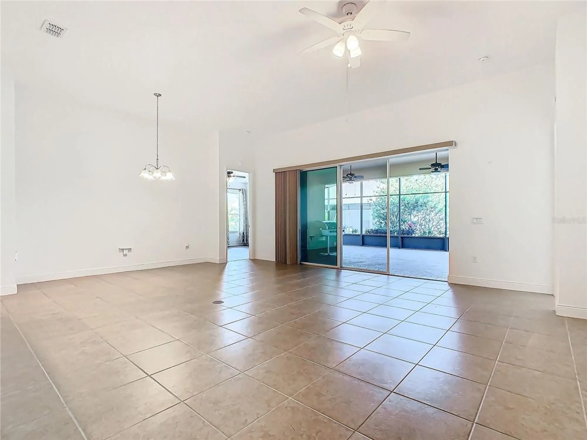 Property Slideshow image 7 of 55 | 663 irvine ranch rd, Poinciana, FL, 34759