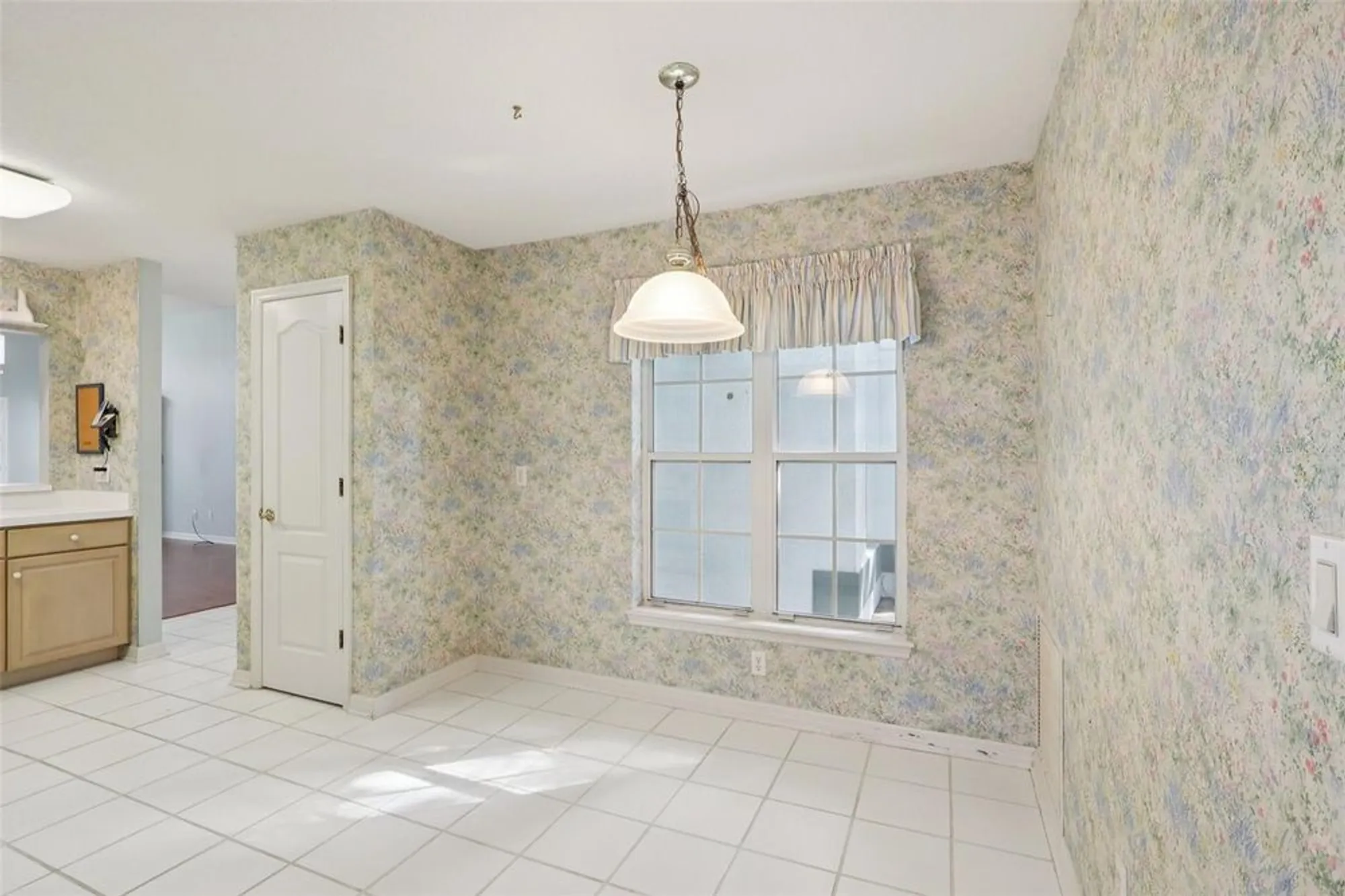 Property Slideshow image 11 of 56 | 6001 spring creek ct, Mount Dora, FL, 32757