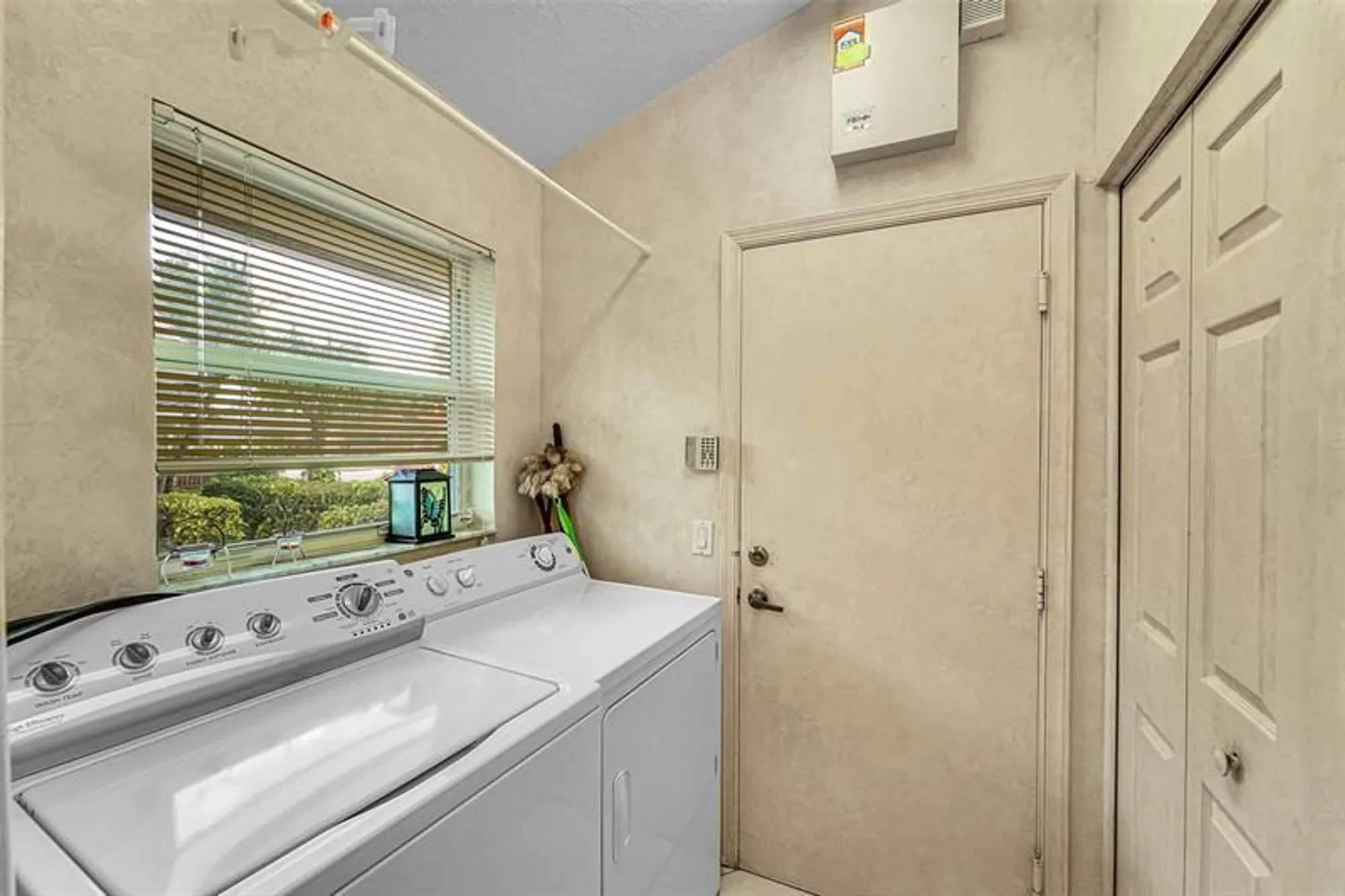 Property Slideshow image 22 of 65 | 6898 grenelefe rd, Boynton Beach, FL, 33437