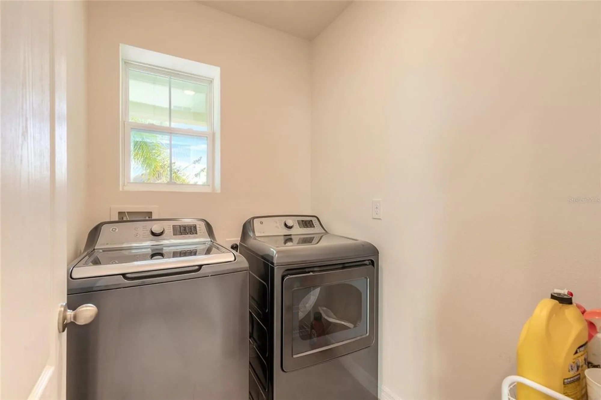 Property Slideshow image 29 of 43 | 356 caryota ct, New Smyrna Beach, FL, 32168
