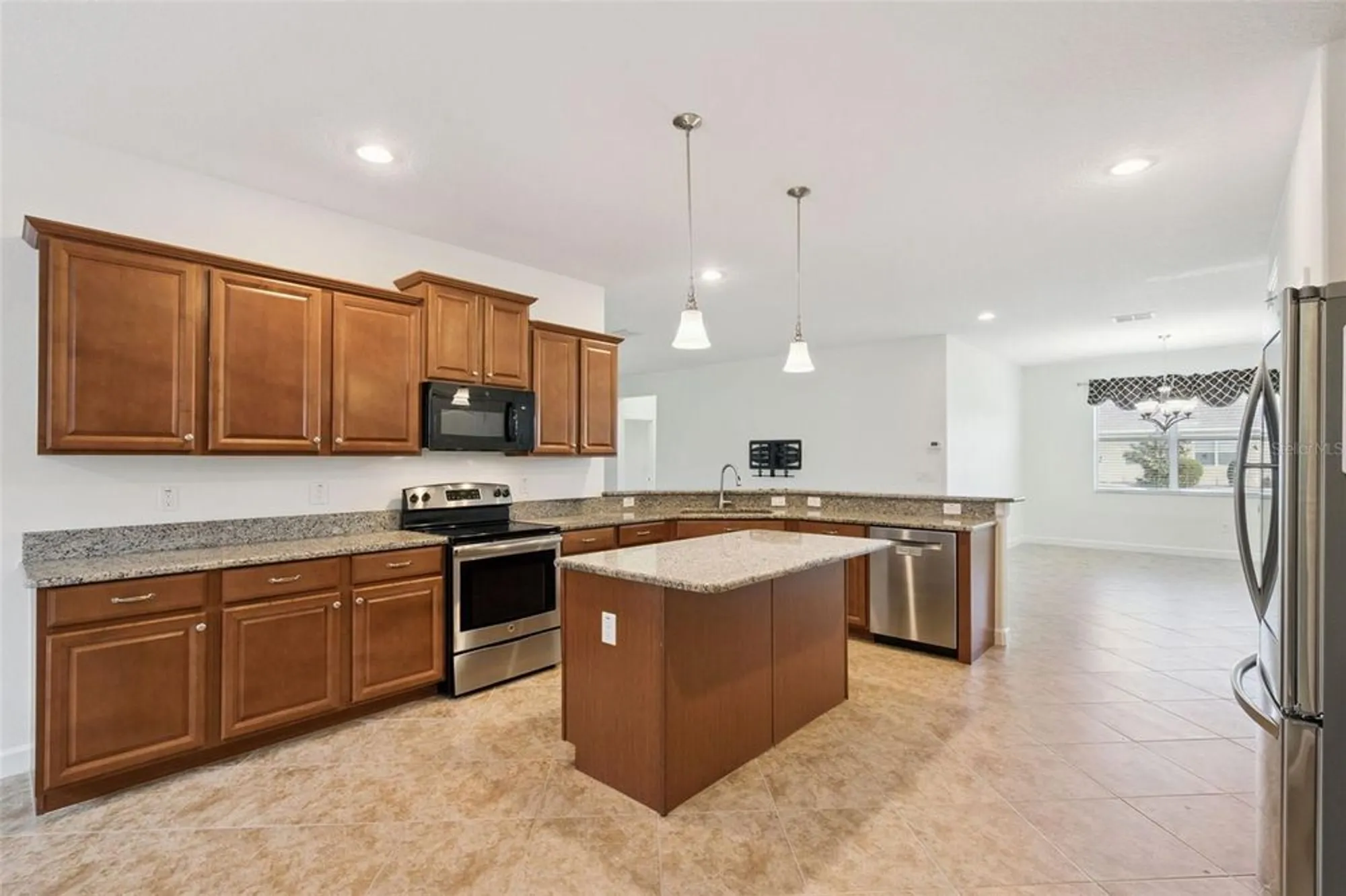 Property Slideshow image 25 of 38 | 3524 litchfield ct, Clermont, FL, 34711