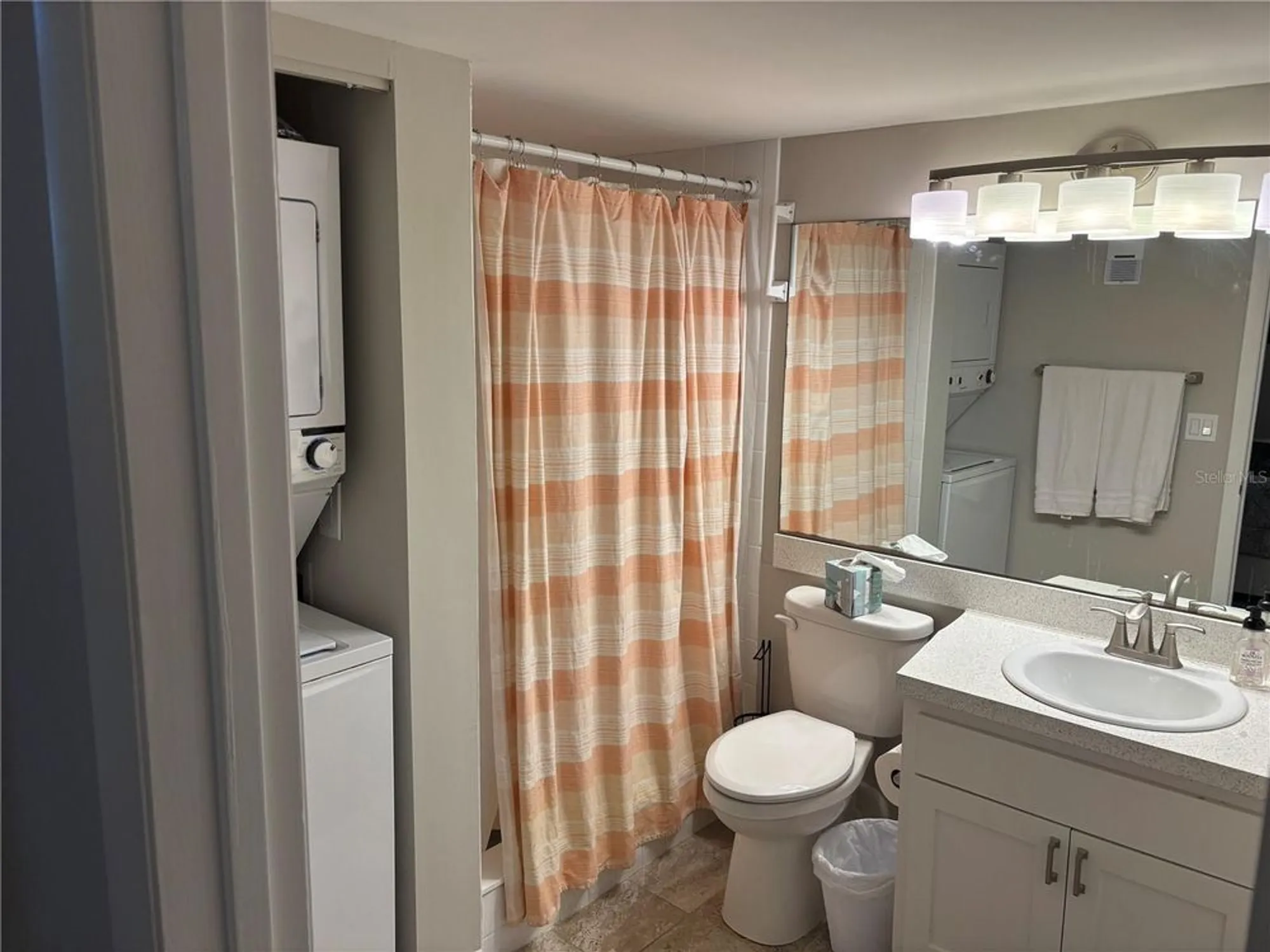 Property Slideshow image 16 of 41 | 7540 bay island dr 251, South Pasadena, FL, 33707