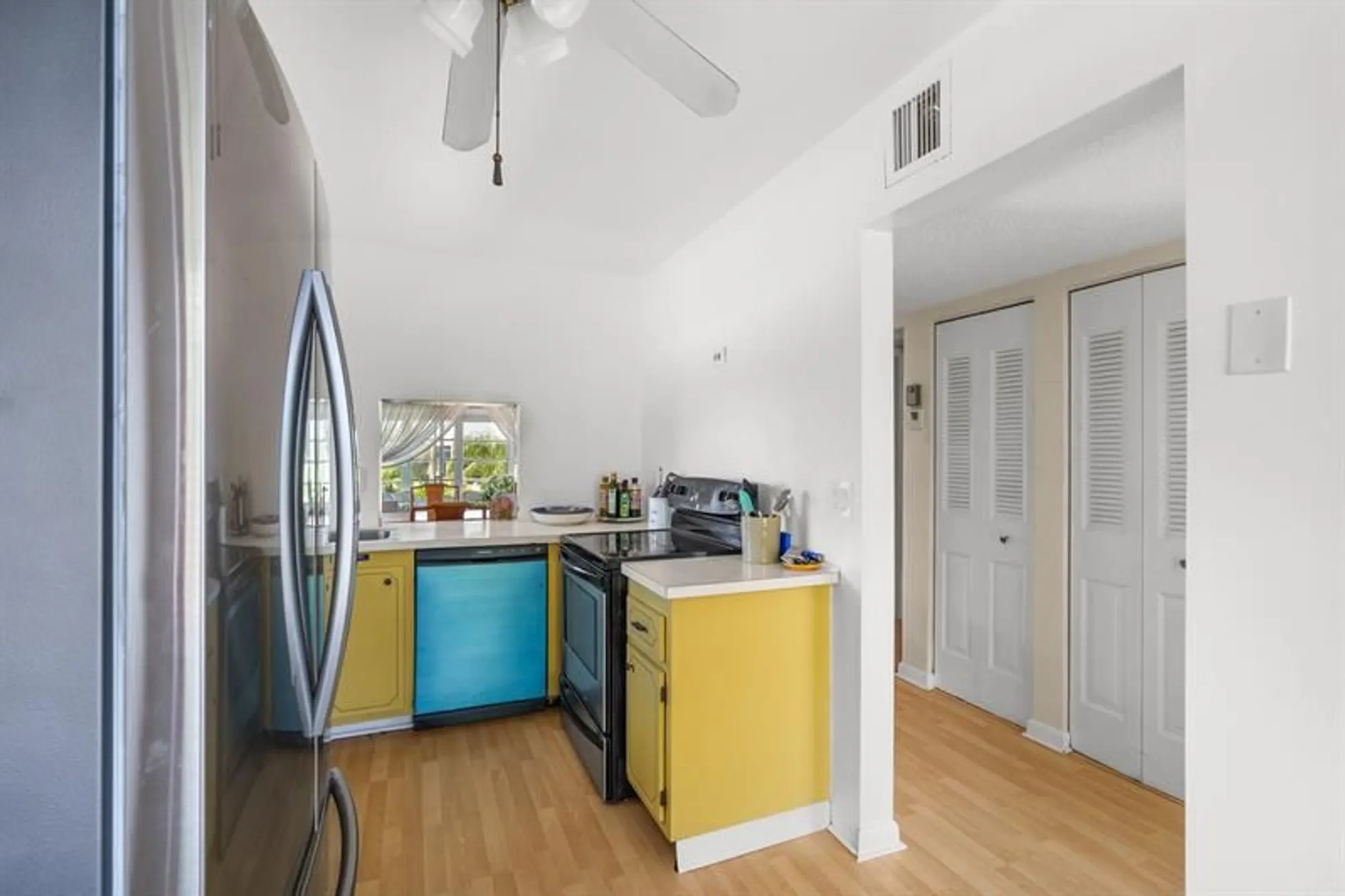 Property Slideshow image 43 of 58 | 5961 nw 61st ave apt 301, Tamarac, FL, 33319