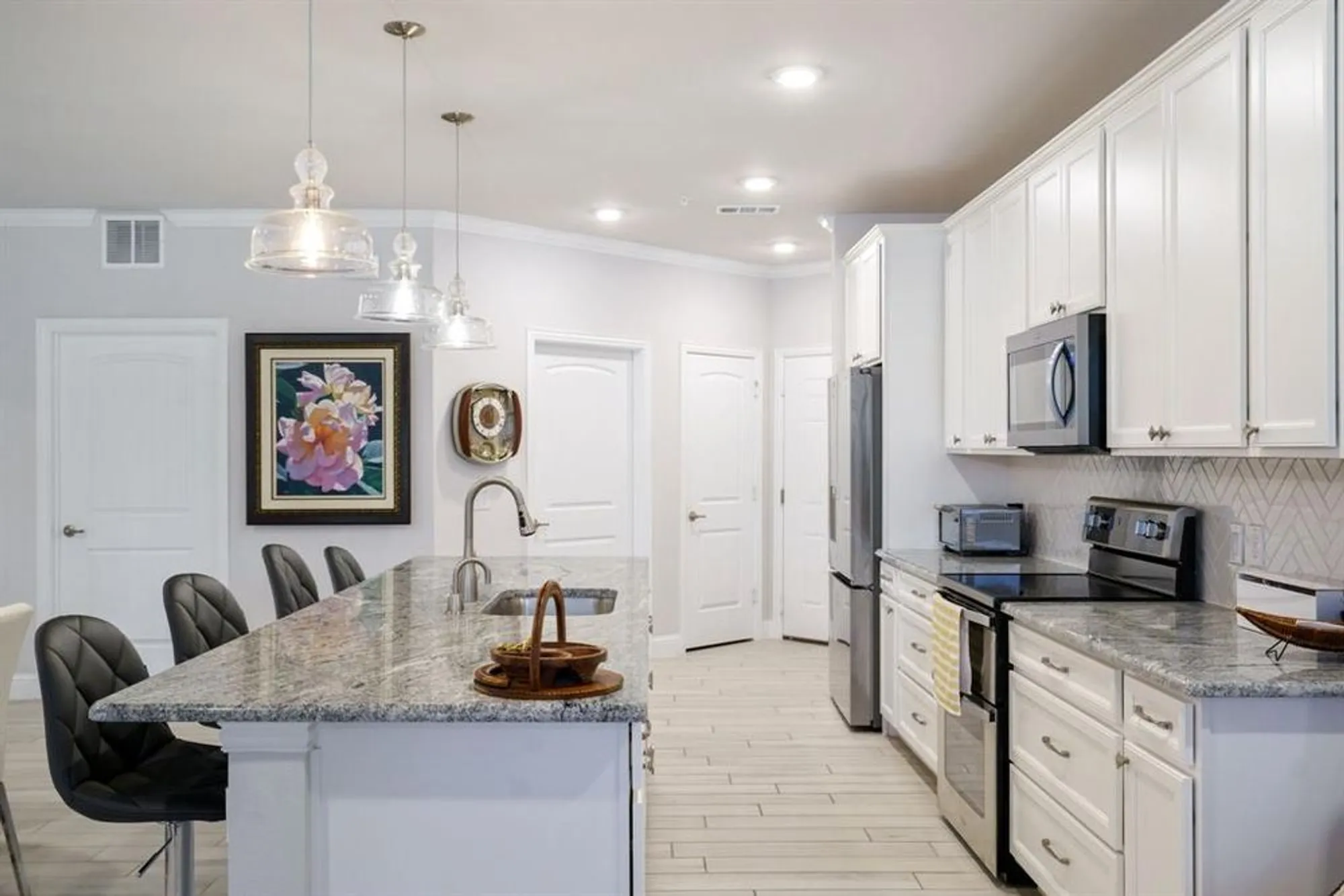 Property Slideshow image 9 of 35 | 651 n watters rd apt 1101, Allen, TX, 75013