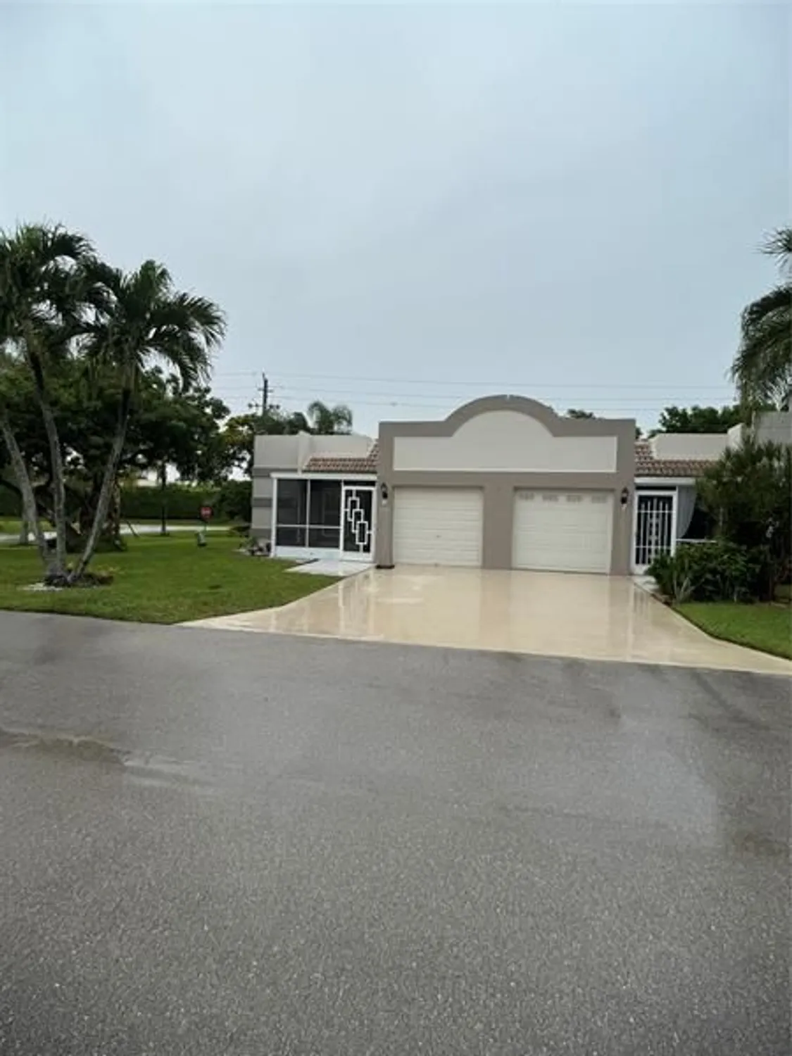 Property Slideshow image 2 of 36 | 9245 flynn cir apt 8, Boca Raton, FL, 33496