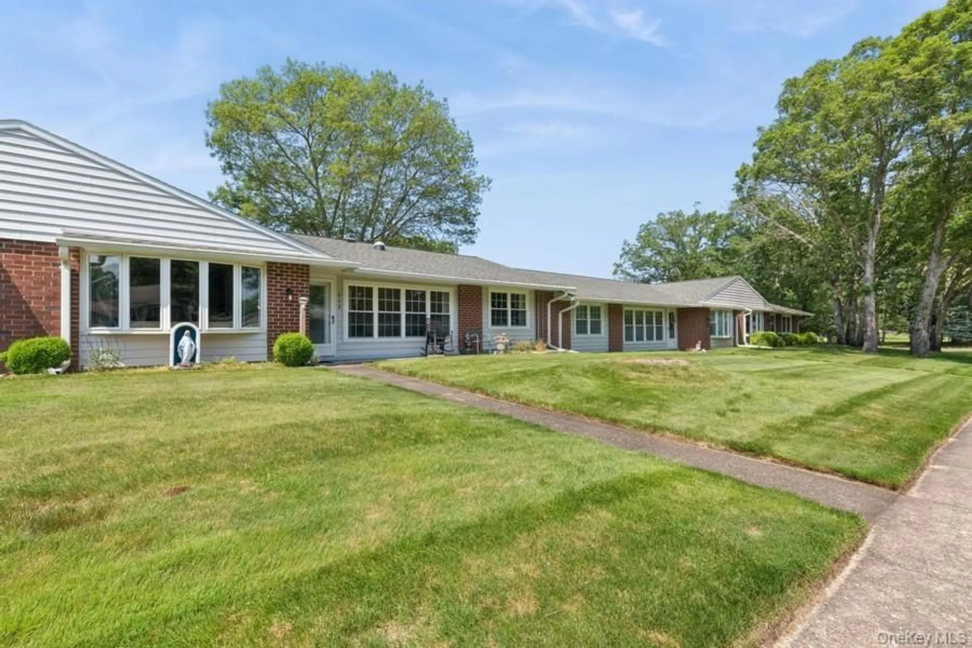 Property Slideshow image 21 of 22 | 96 enfield ct b, Ridge, NY, 11961