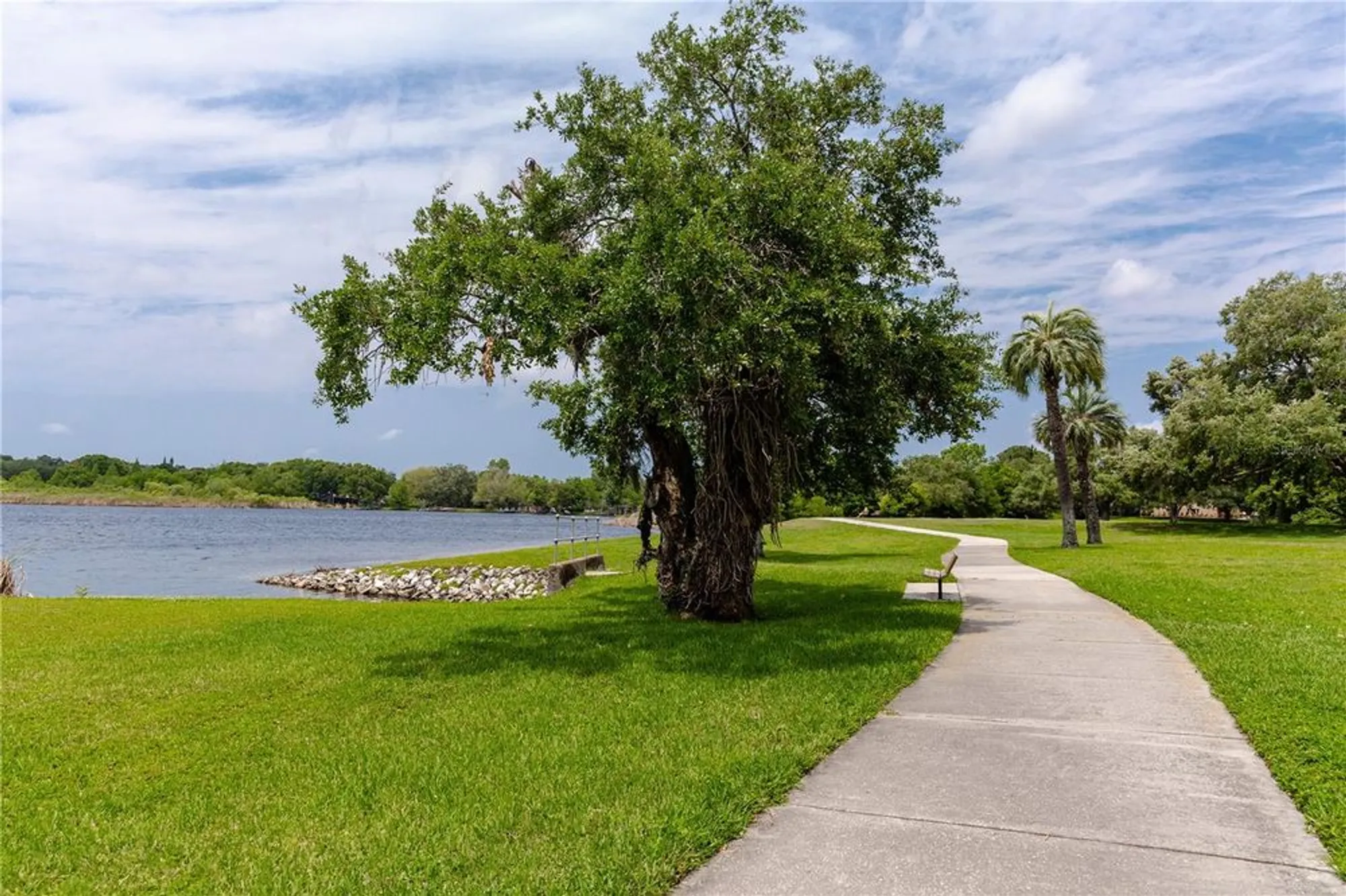 Property Slideshow image 36 of 42 | 2463 brazilia dr apt 39, Clearwater, FL, 33763