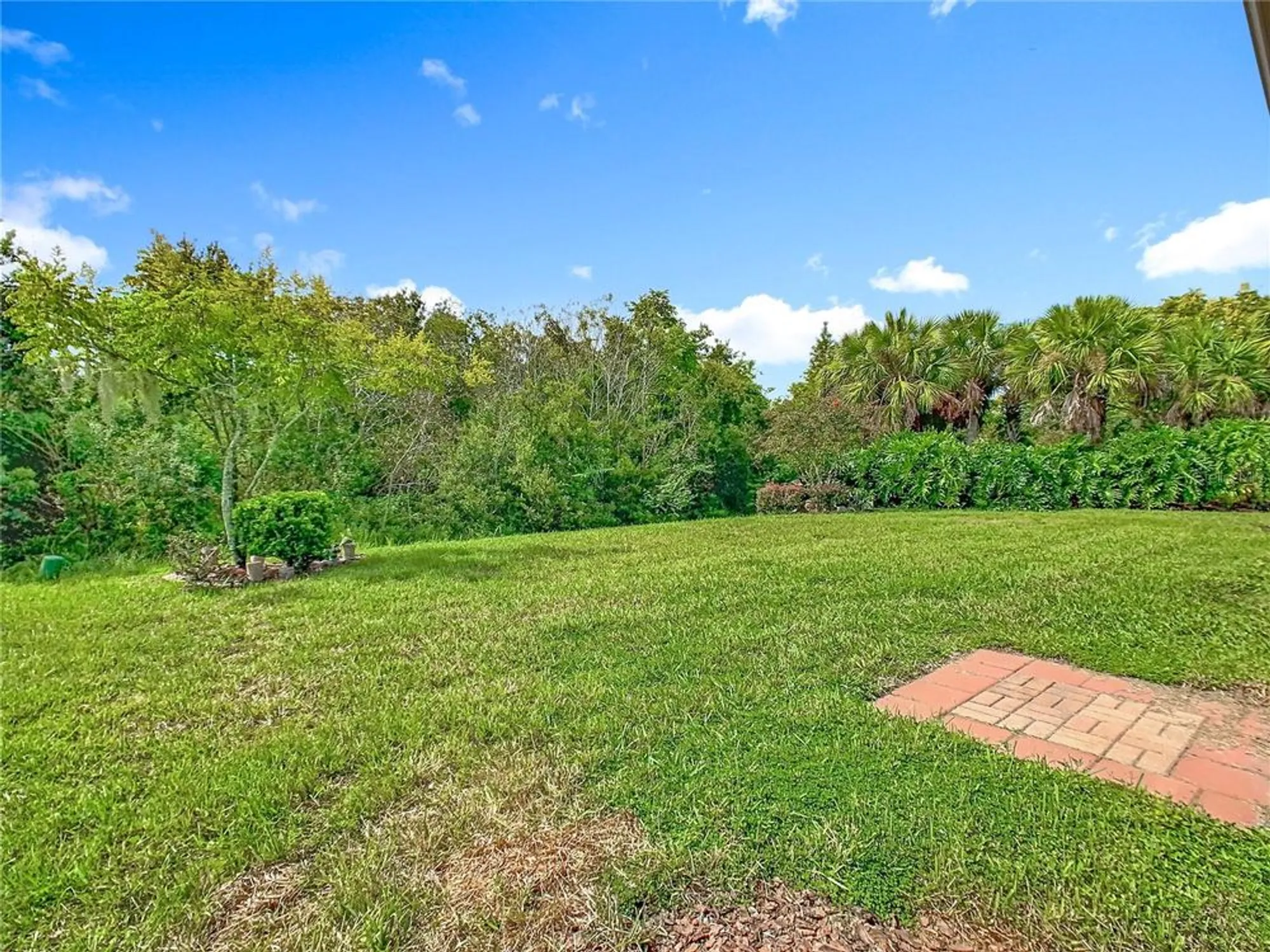Property Slideshow image 50 of 81 | 531 barcelona dr, Poinciana, FL, 34759