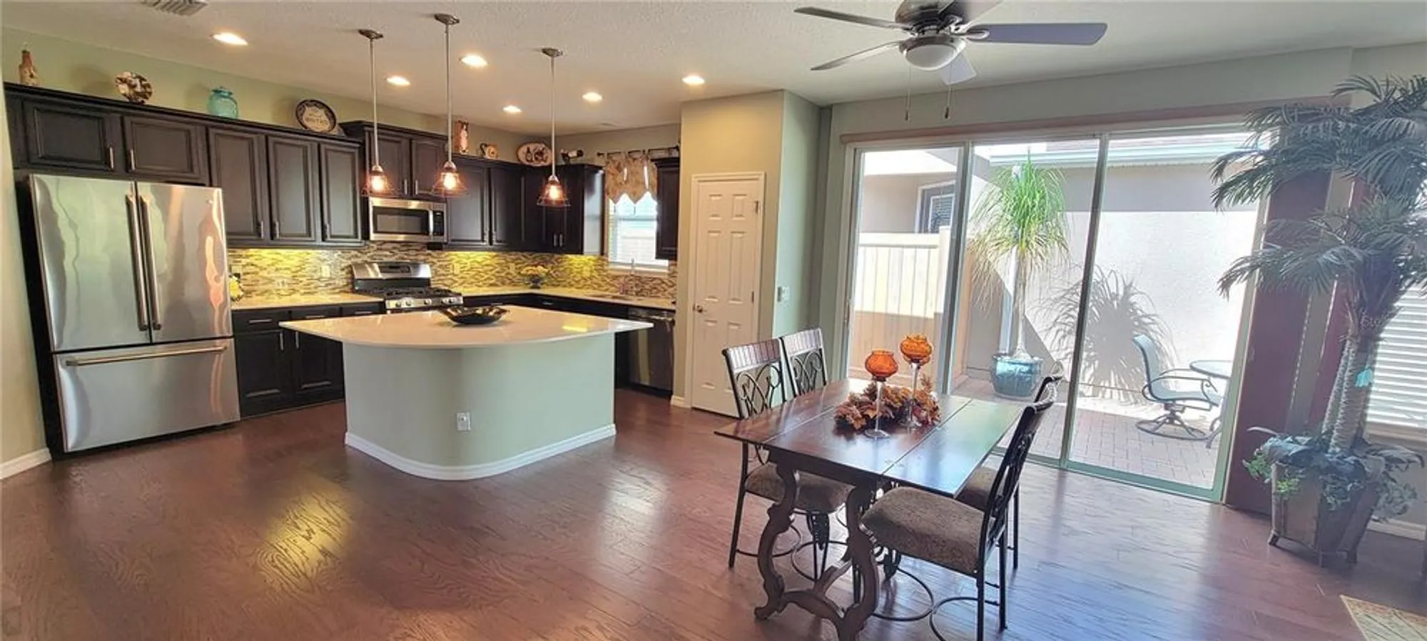 Property Slideshow image 8 of 61 | 79 bayou bend rd, Groveland, FL, 34736