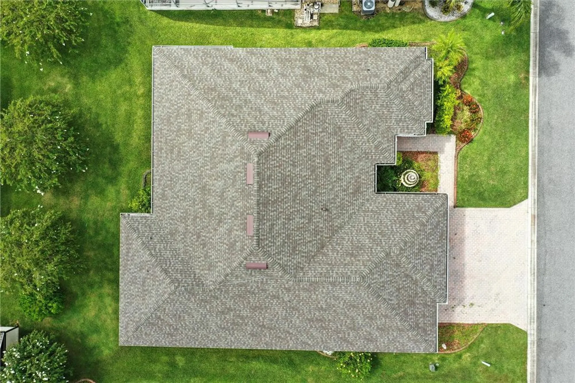 Property Slideshow image 36 of 57 | 457 golf vista cir, Davenport, FL, 33837