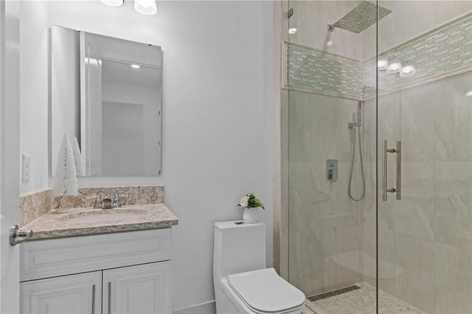 Property Slideshow image 21 of 42 | 17795 blazing star cir, Clermont, FL, 34714