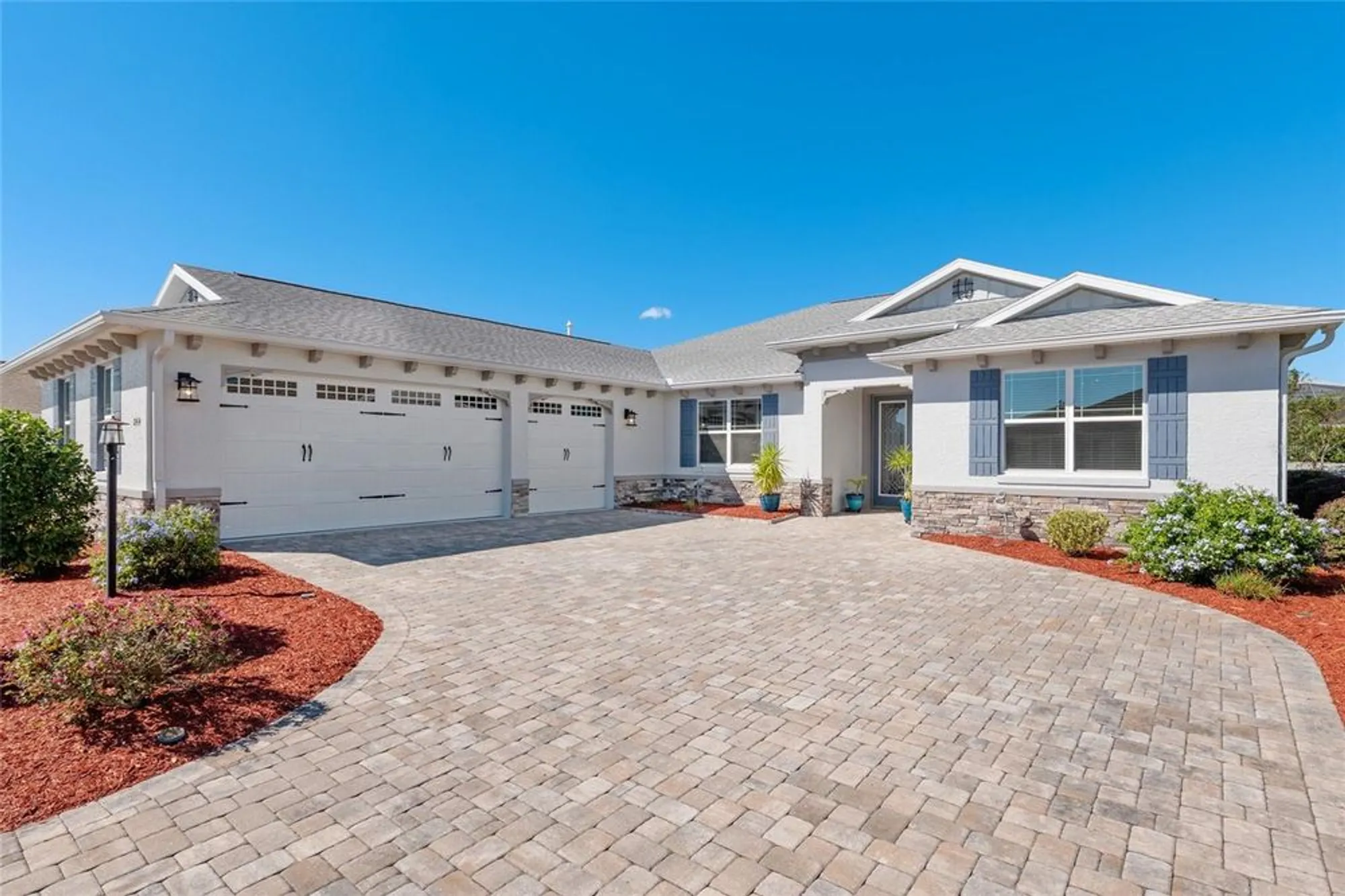 Property Slideshow image 2 of 56 | 8414 sw 90th ct, Ocala, FL, 34481
