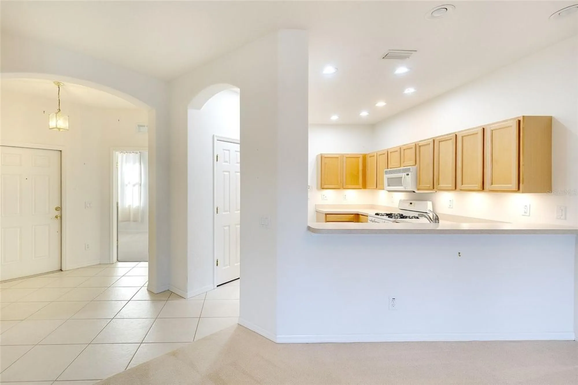 Property Slideshow image 10 of 34 | 4253 cascade falls dr, Sarasota, FL, 34243